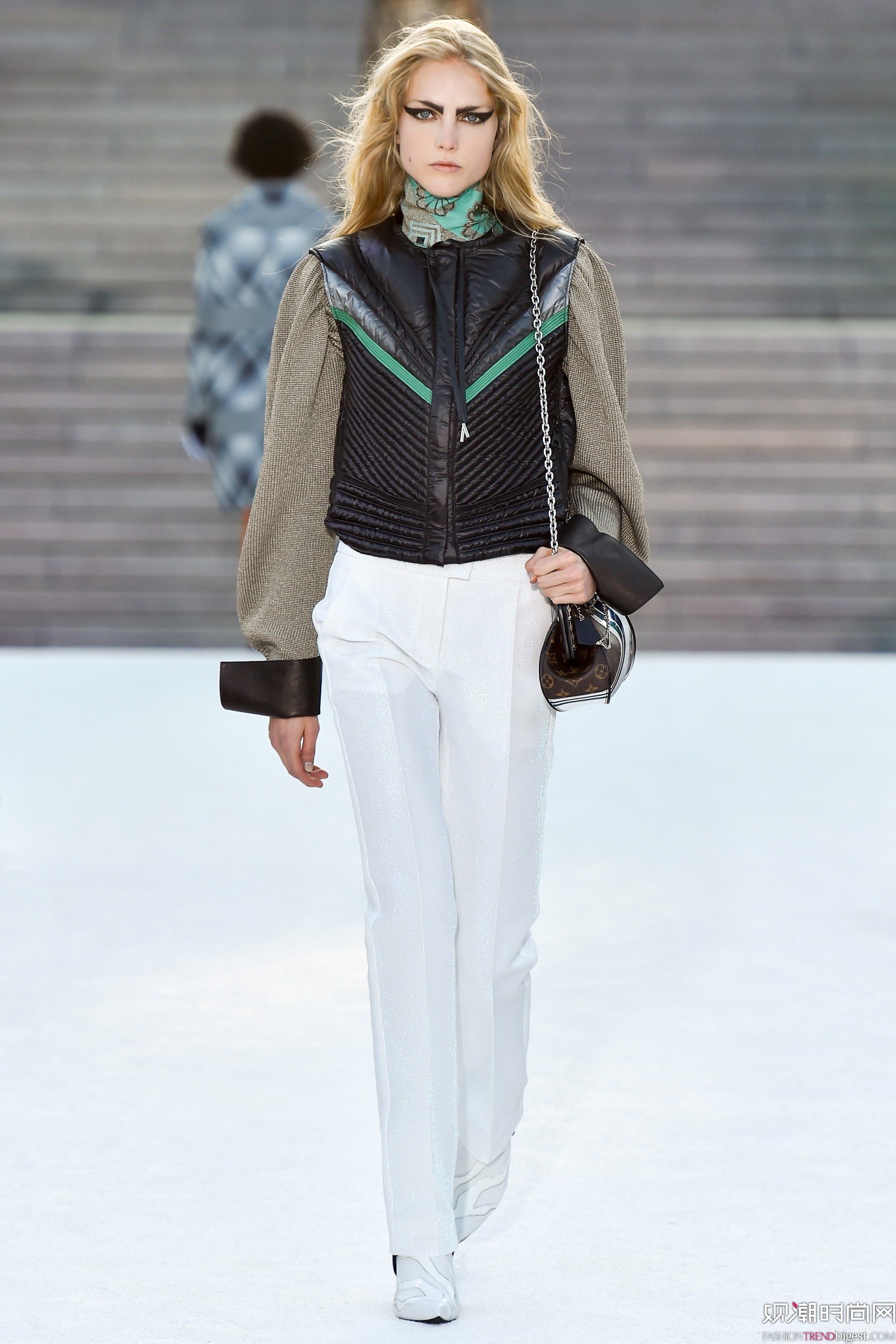 Louis Vuitton 2018紺ȼϵ(chng)DƬ