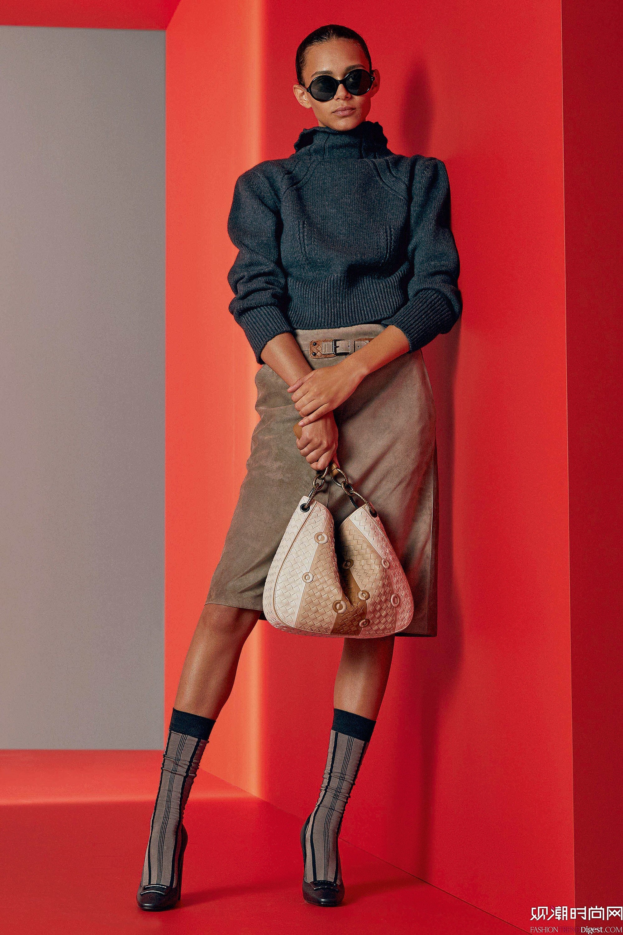 Bottega Veneta 2018紺ϵLookBookDƬ