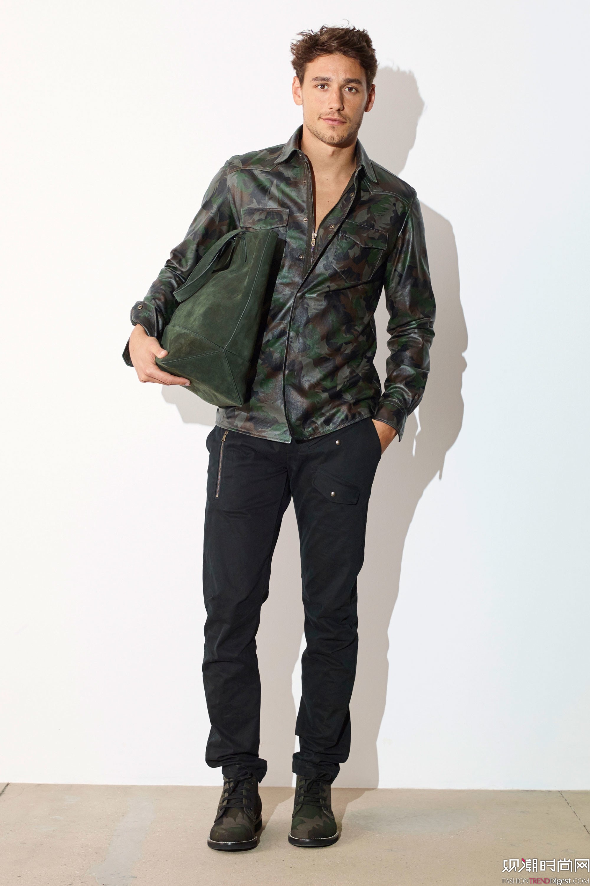Tomas Maier 2018紺ϵLookBookDƬ