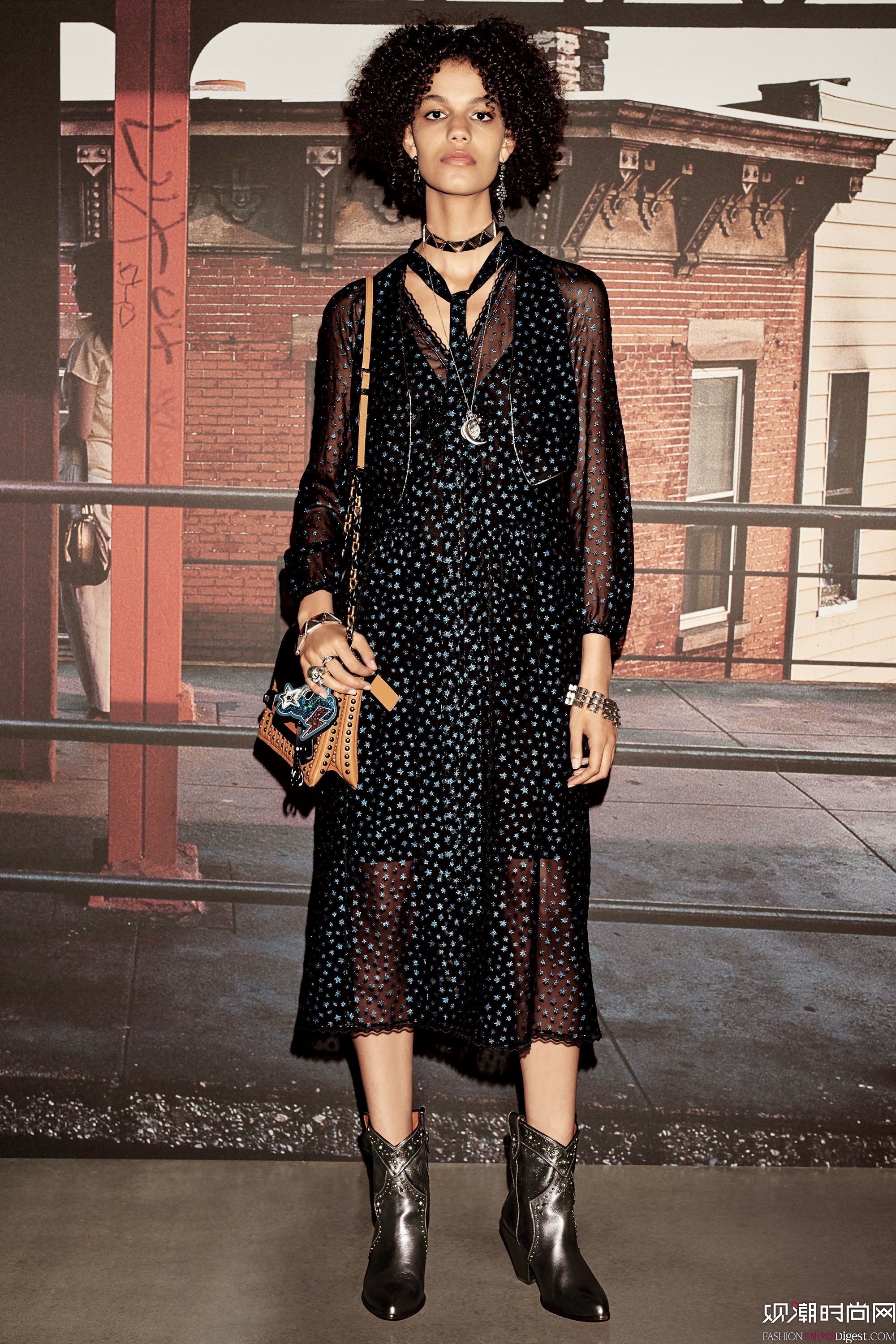 Coach 1941 2018紺ϵLookBookDƬ
