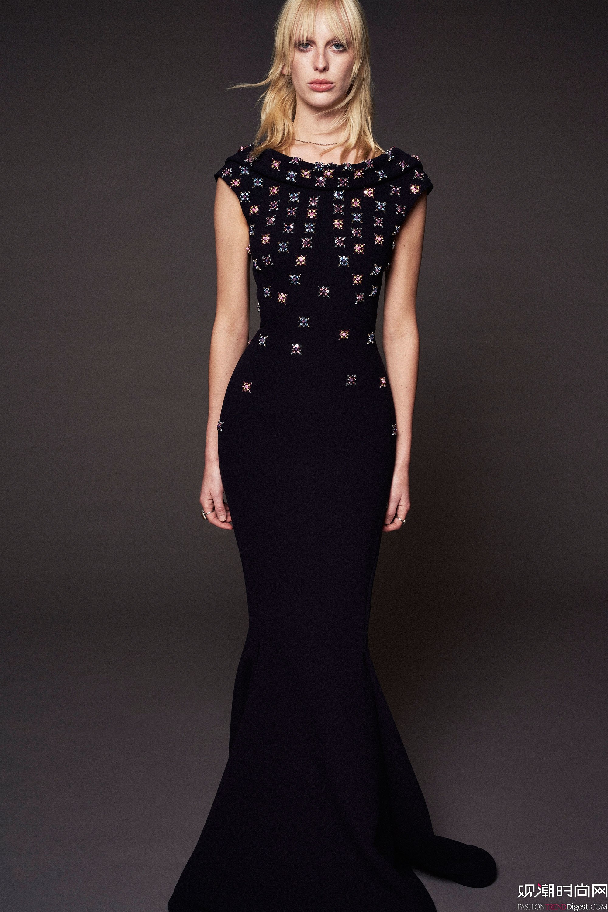 Zac Posen 2018紺ϵLookBookDƬ