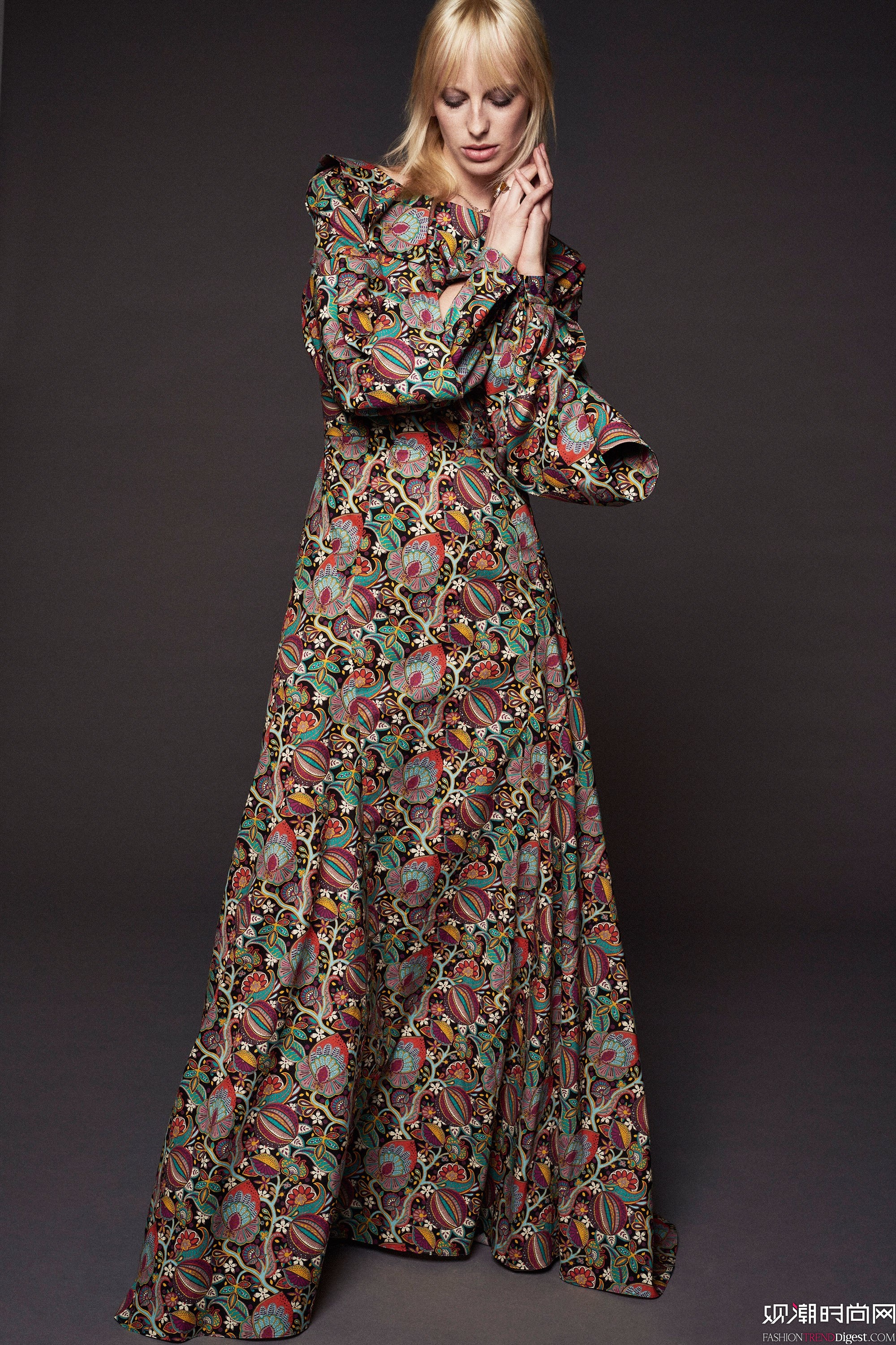 Zac Posen 2018紺ϵLookBookDƬ
