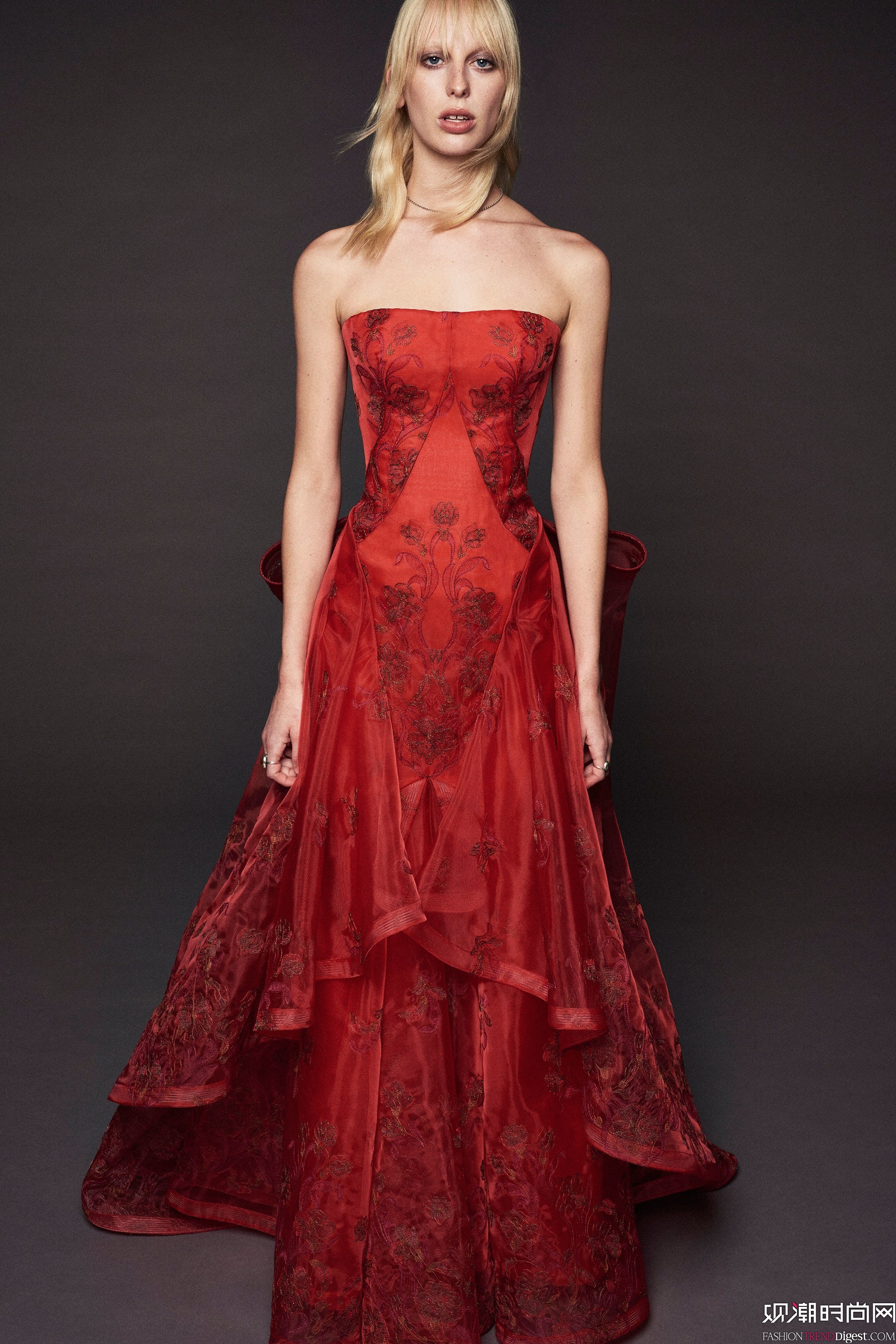 Zac Posen 2018紺ϵLookBookDƬ