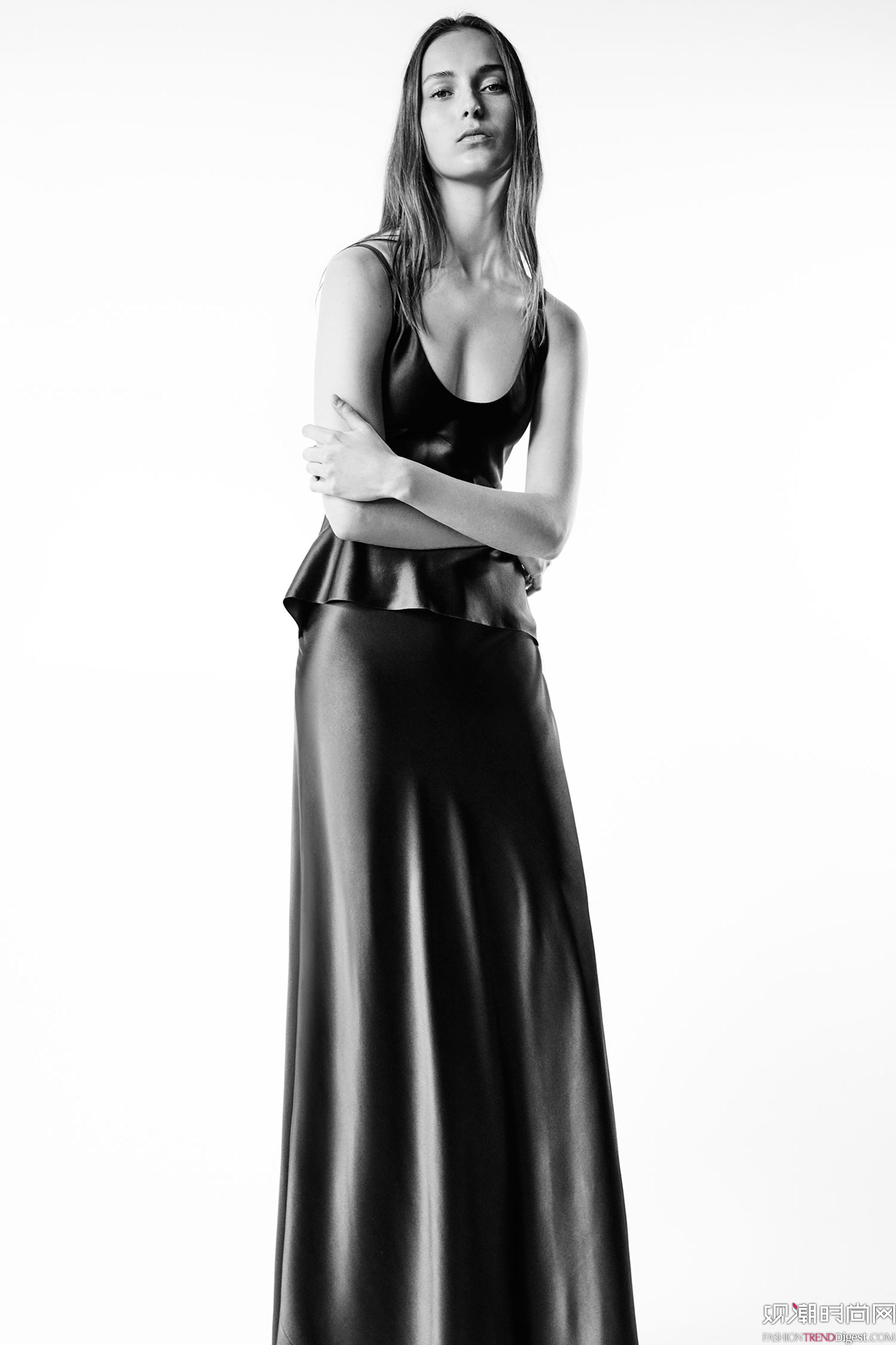 Narciso Rodriguez 2018紺ϵLookBookDƬ