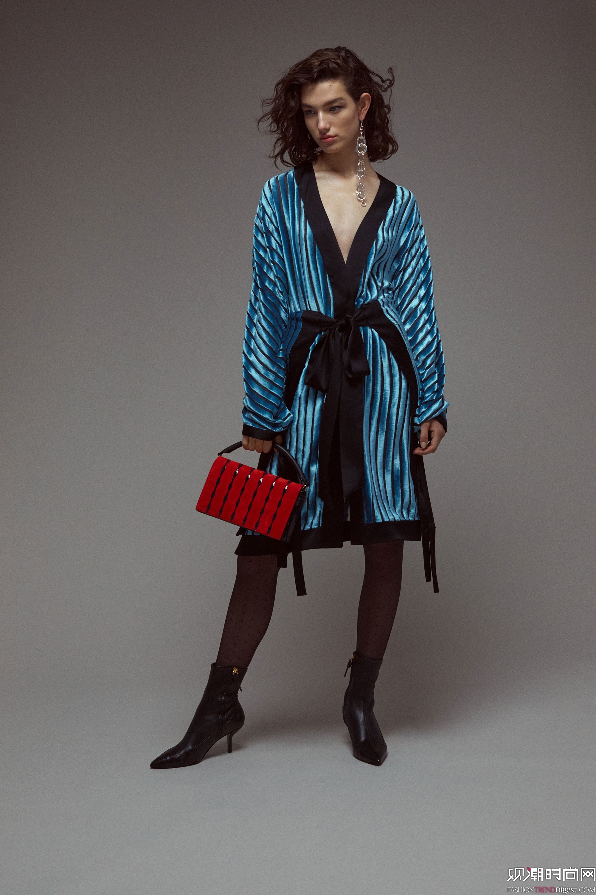 Diane von Furstenberg 2018紺ϵLookBookDƬ
