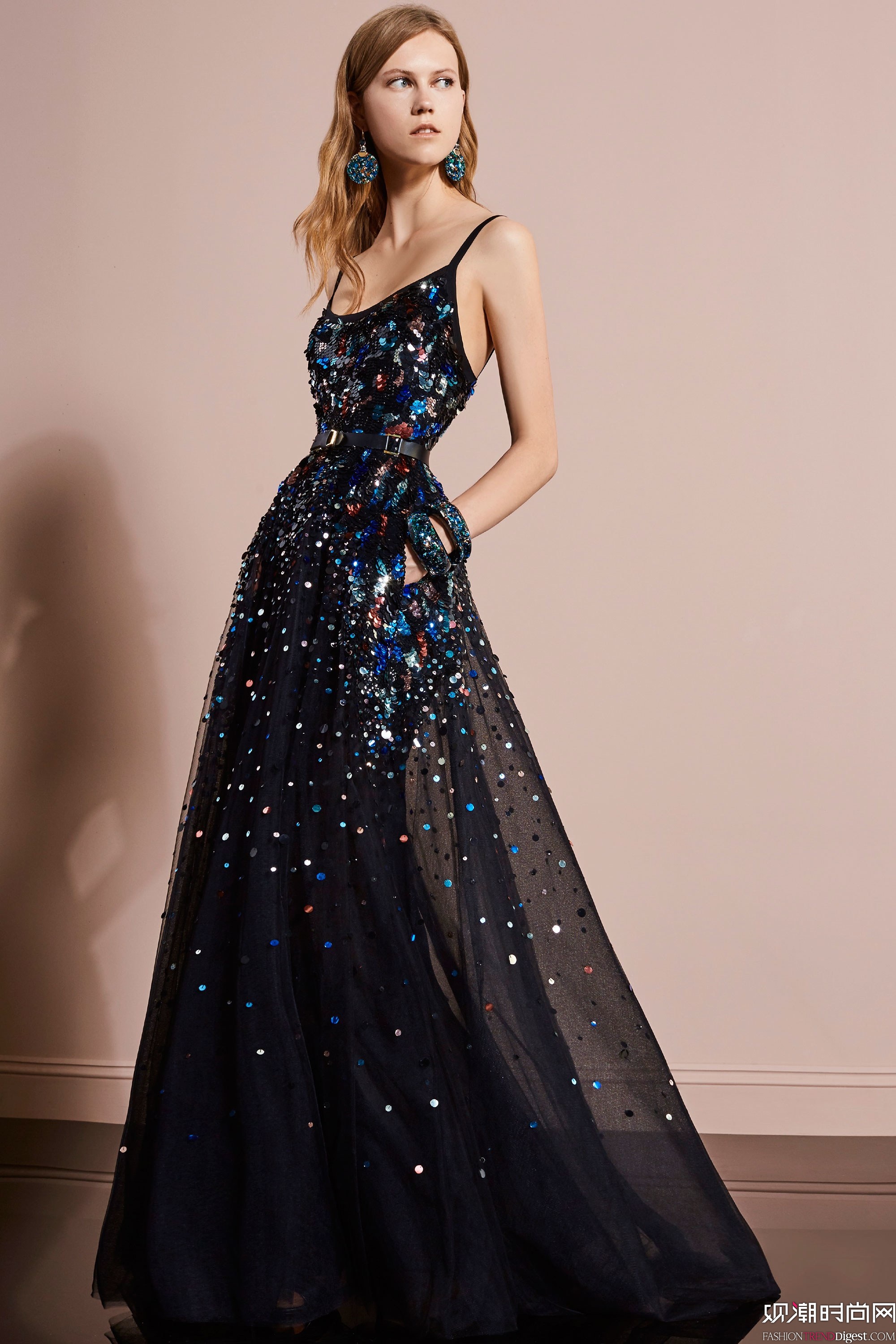 Elie Saab 2018紺ϵLookBookͼƬ