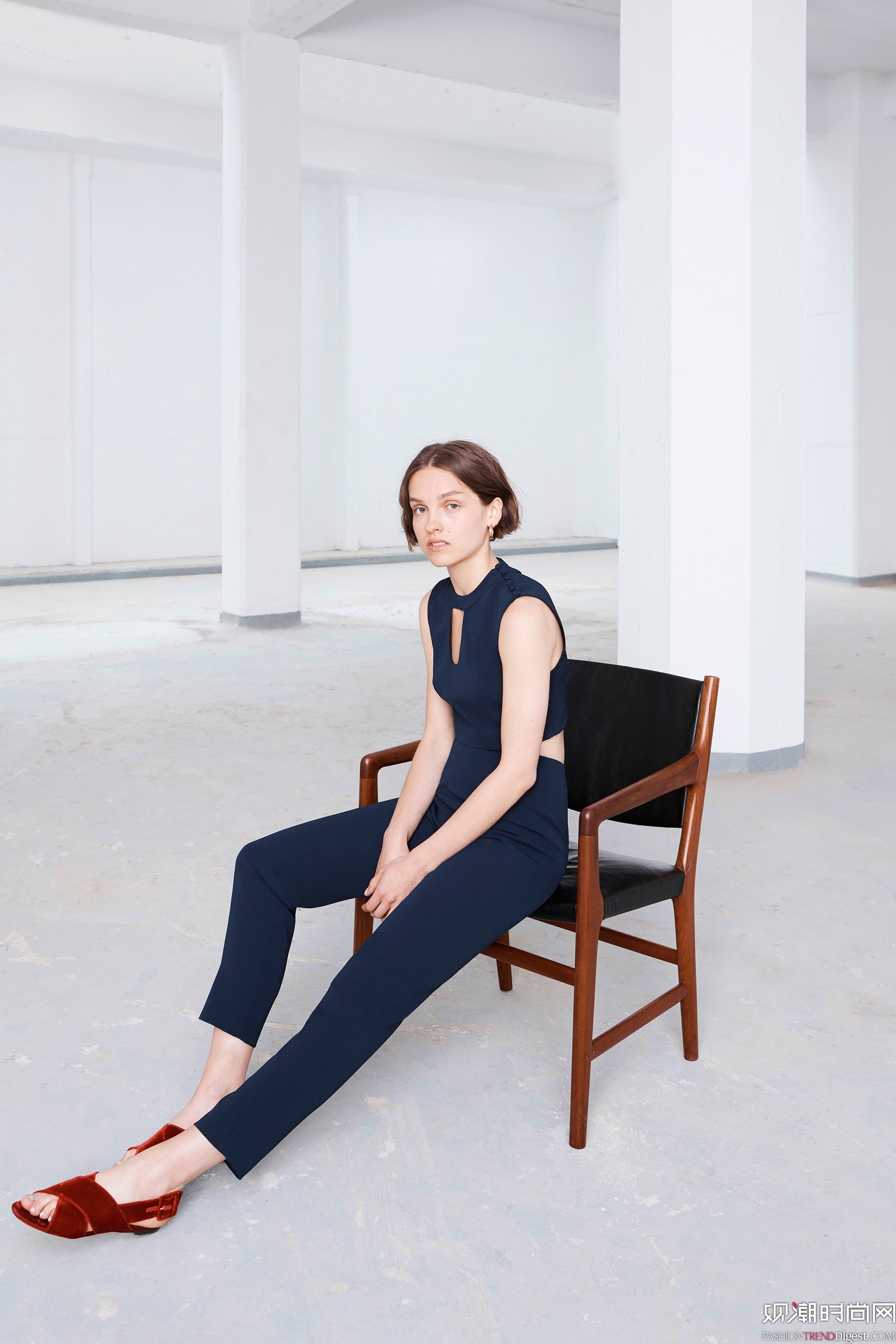 Emilia Wickstead 2018紺ϵLookBookDƬ