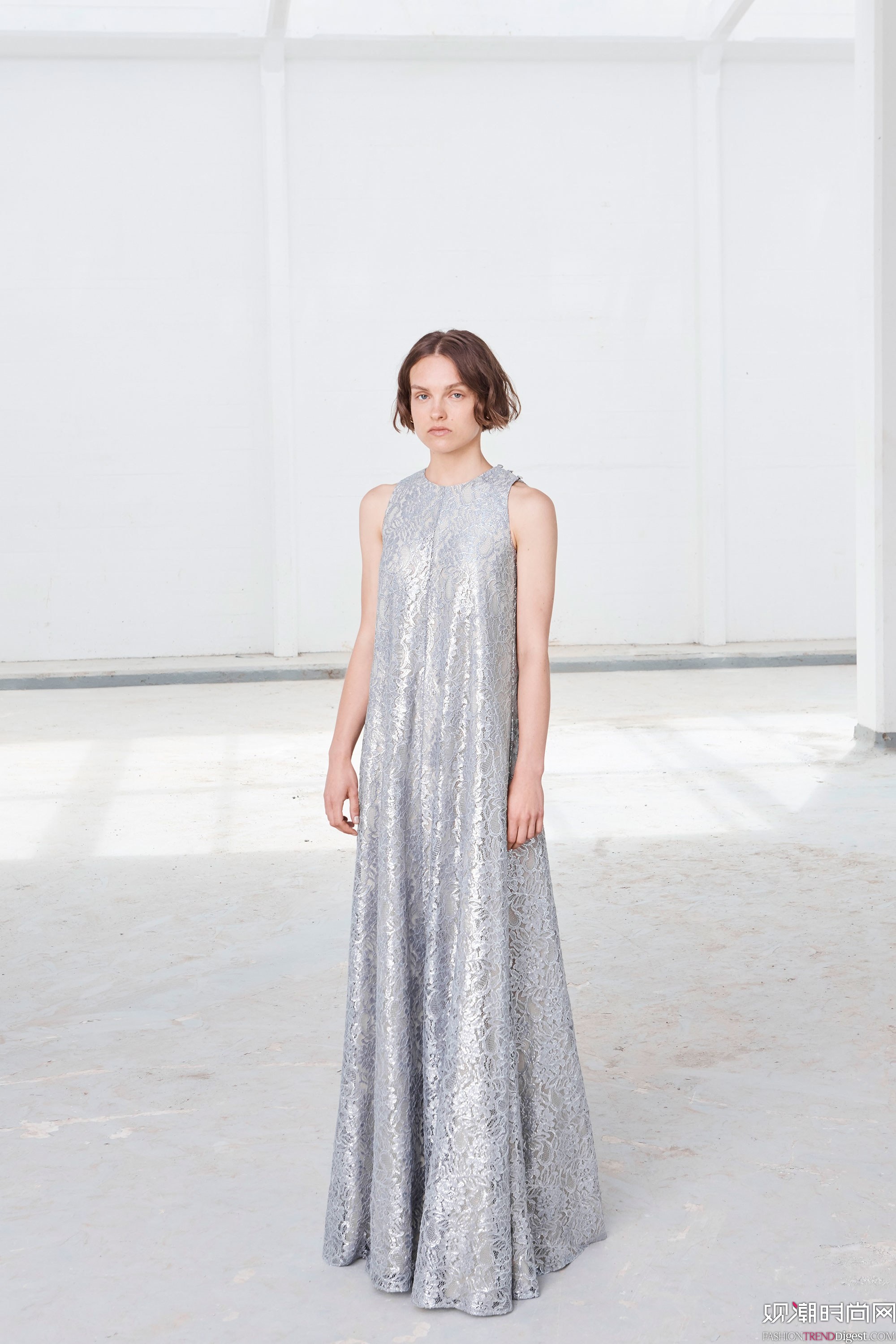 Emilia Wickstead 2018紺ϵLookBookDƬ