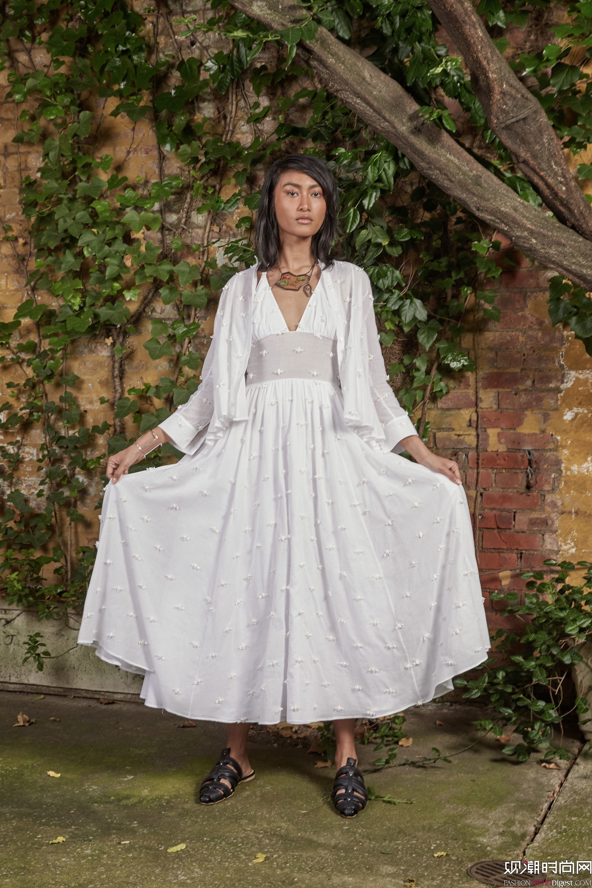 Rosie Assoulin 2018紺ϵlookbookDƬ