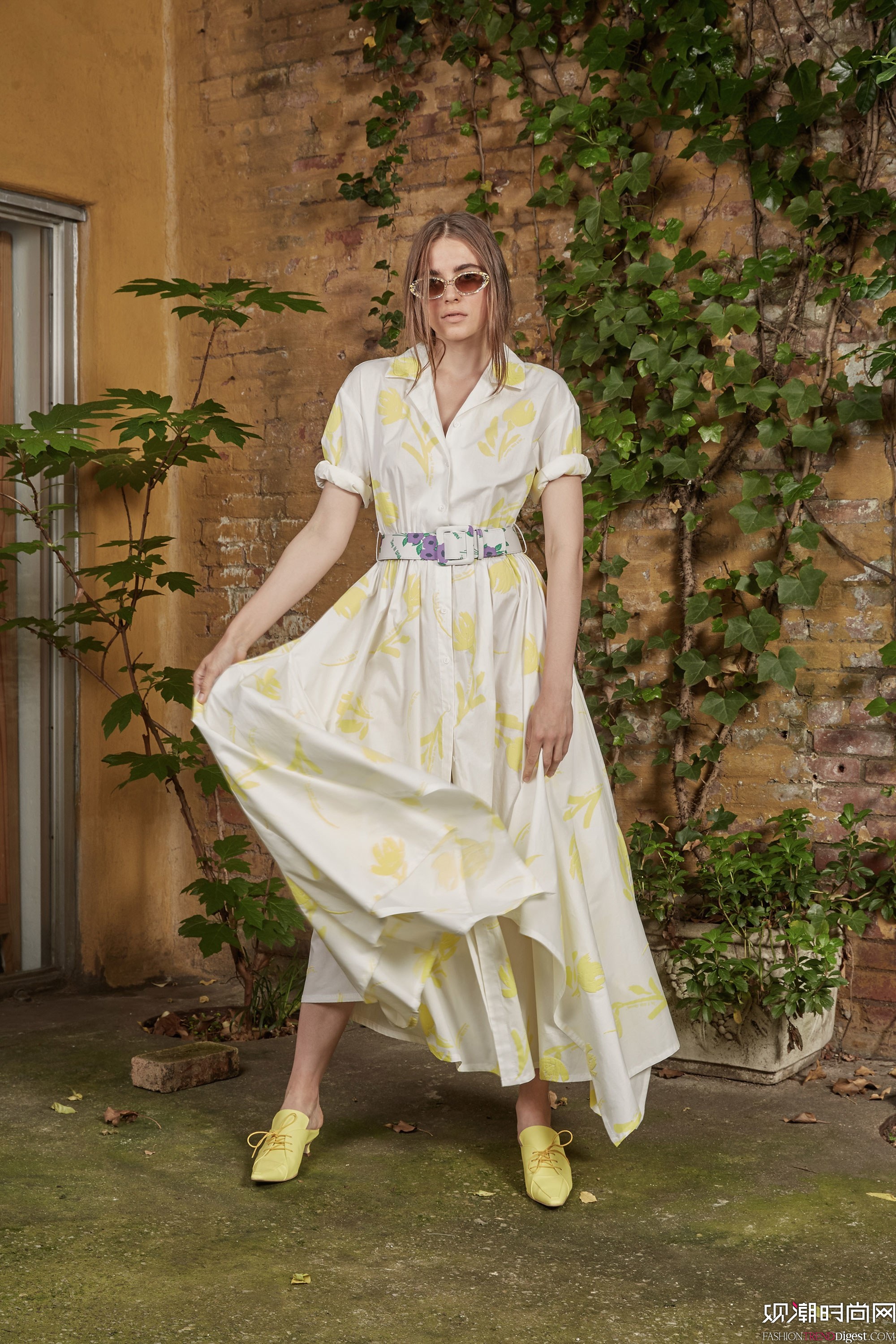 Rosie Assoulin 2018紺ϵlookbookDƬ