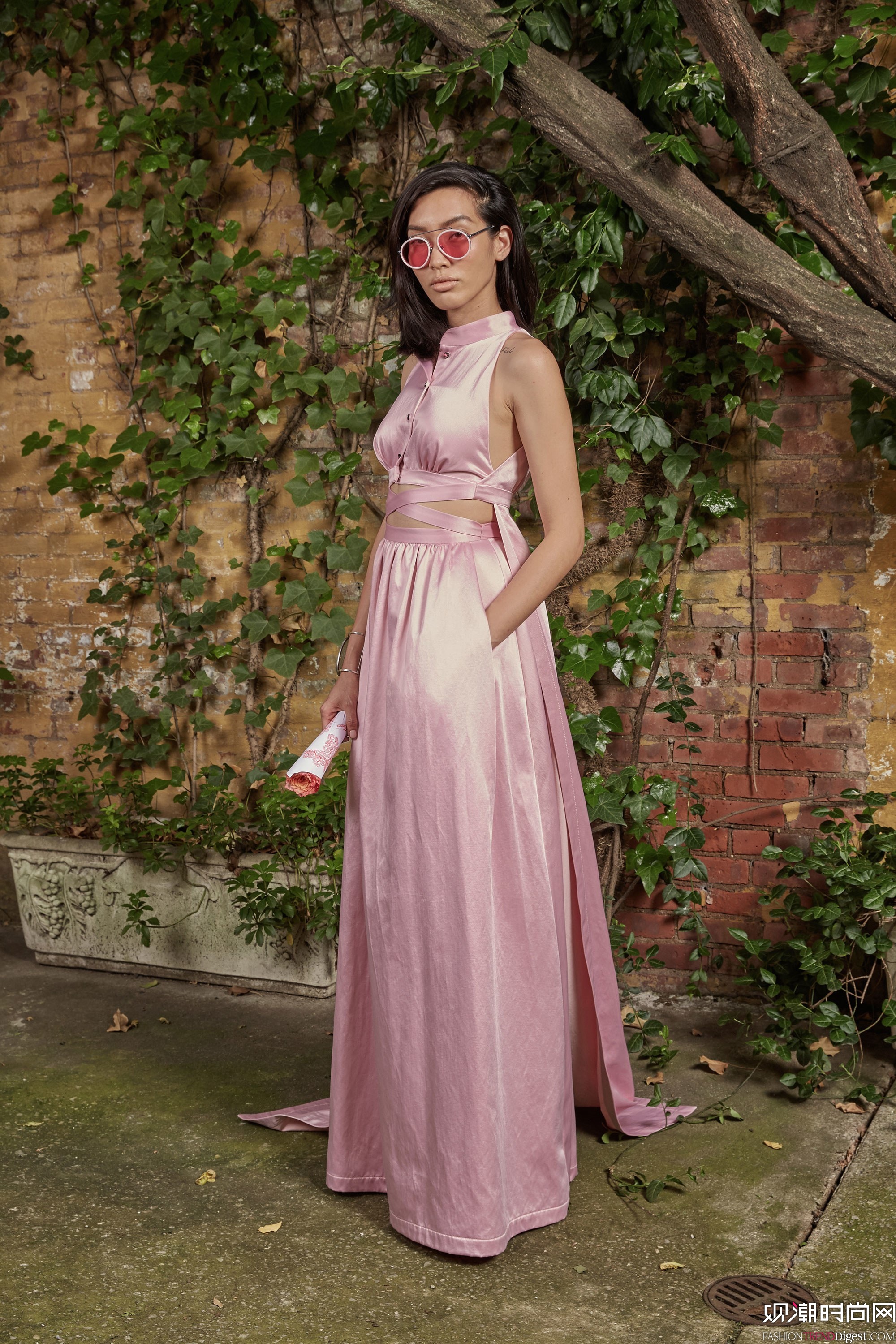 Rosie Assoulin 2018紺ϵlookbookDƬ