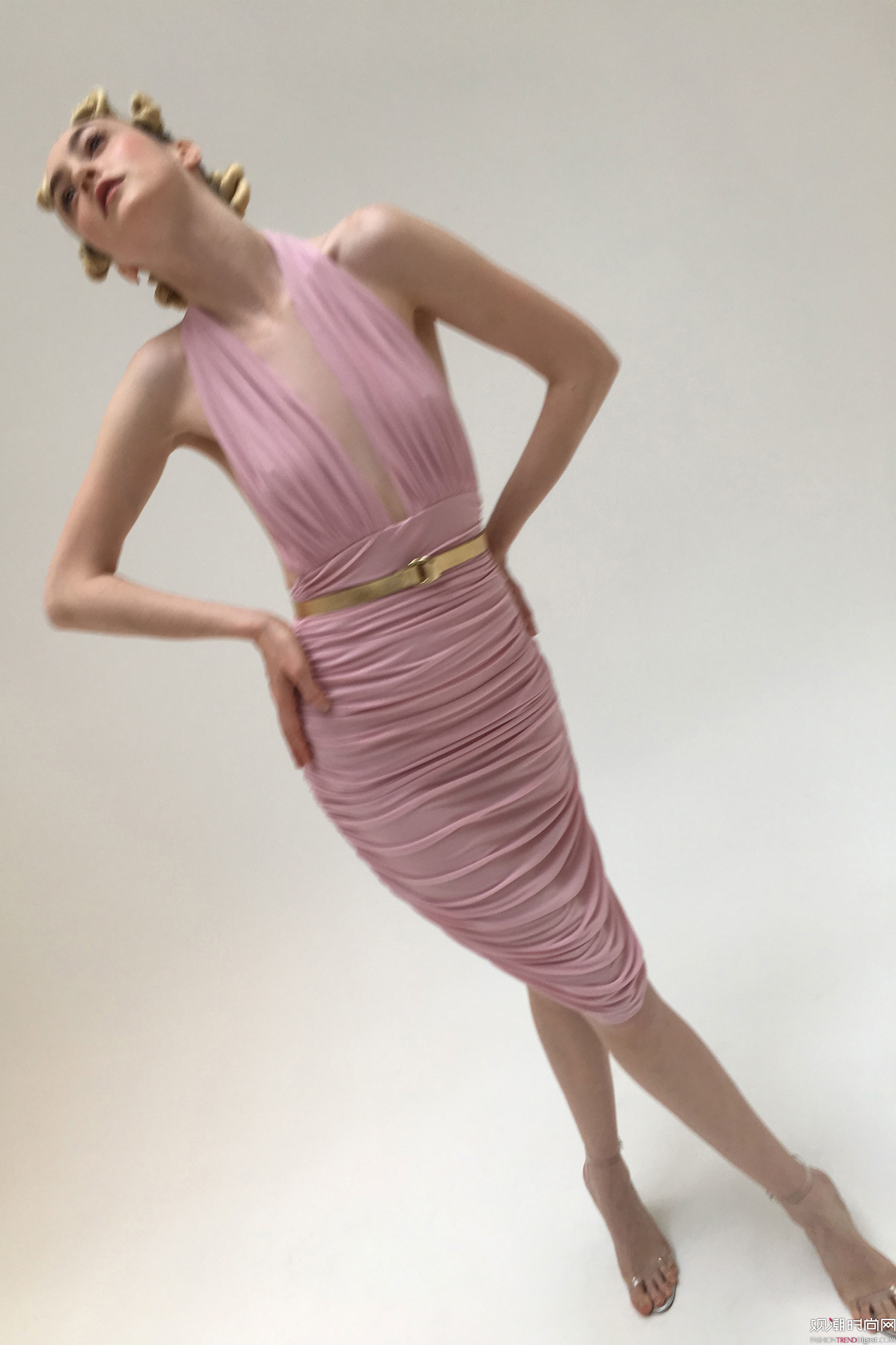 Norma Kamali 2018紺ϵLookBookDƬ