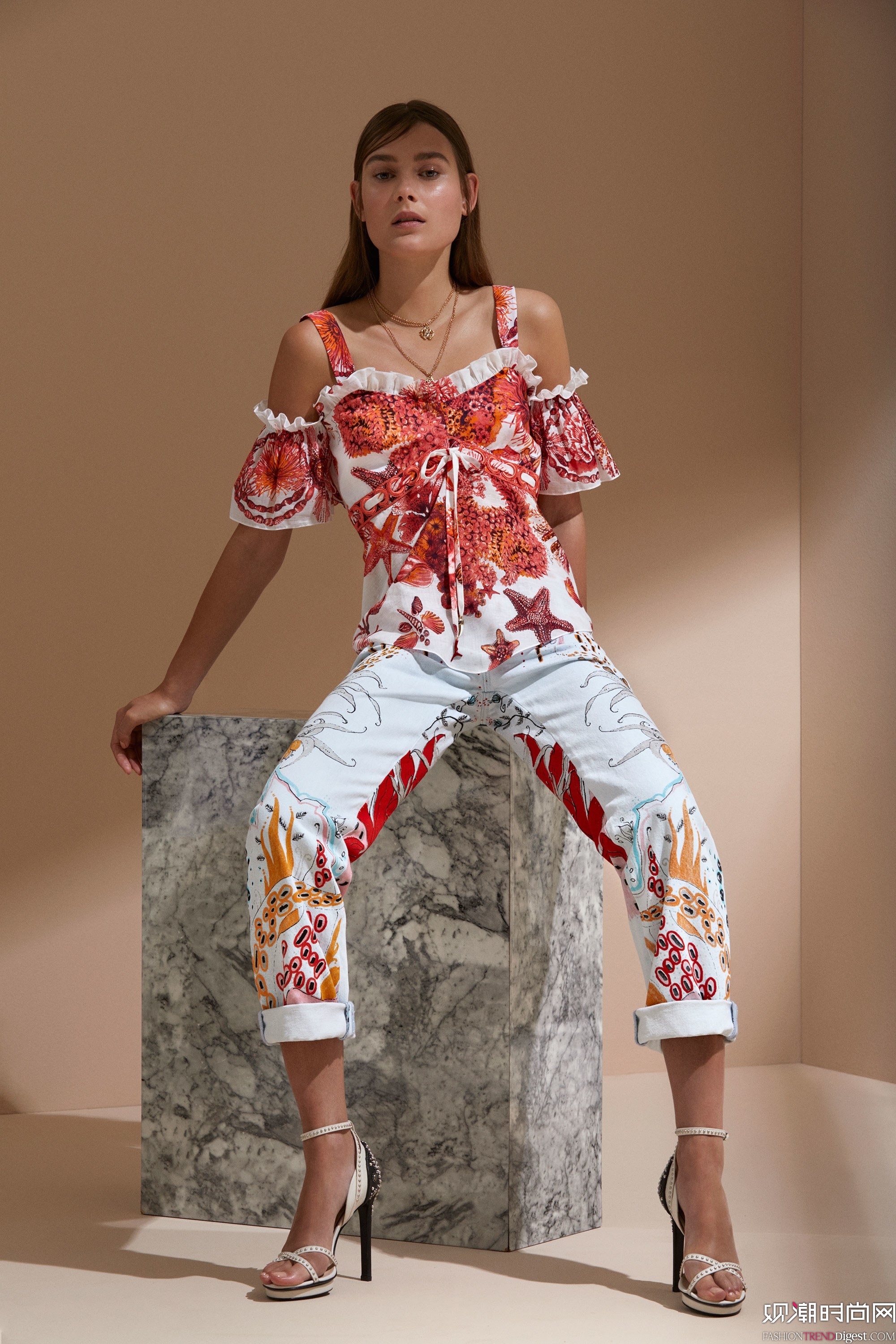 Roberto Cavalli 2018紺ϵLookBookDƬ