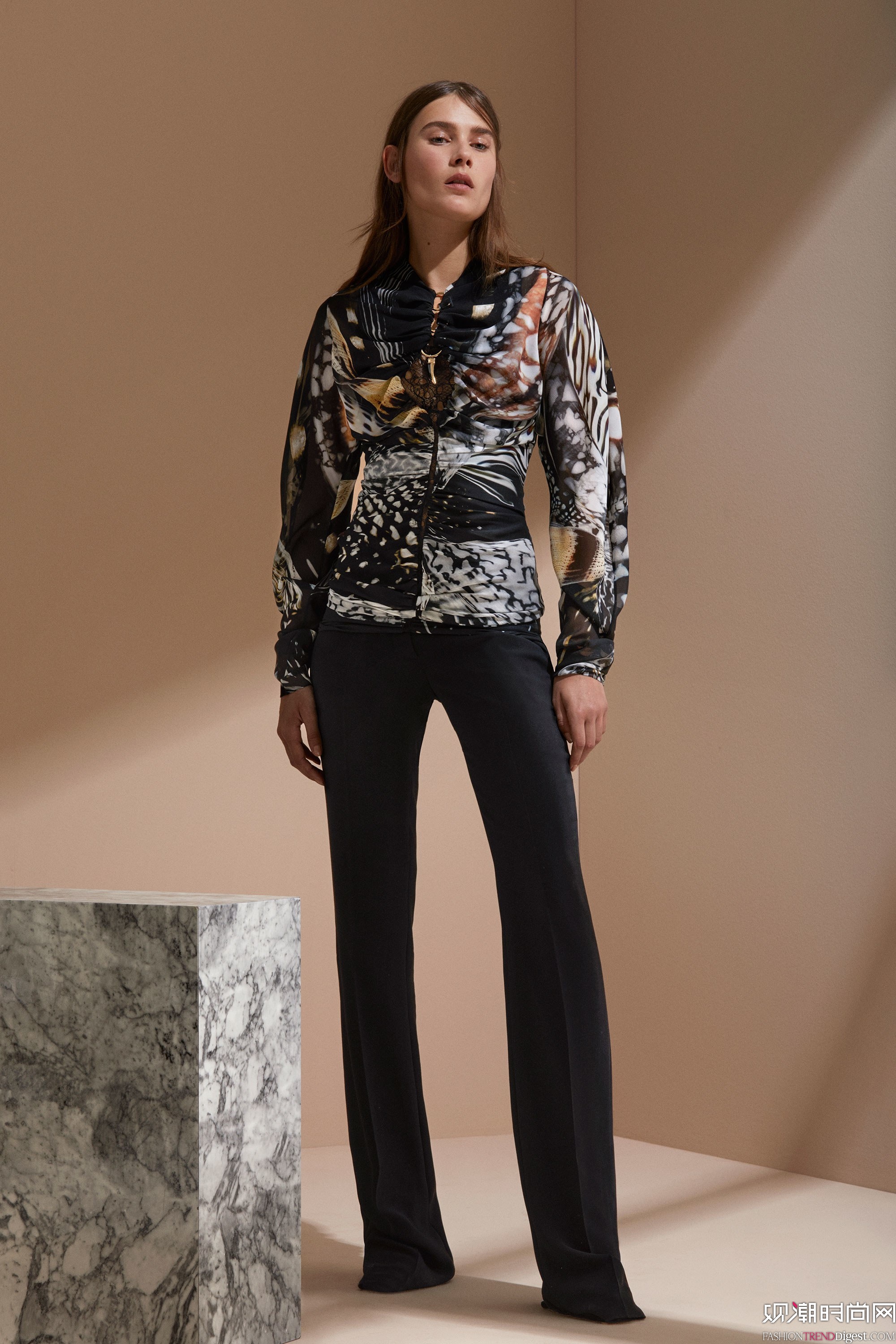 Roberto Cavalli 2018紺ϵLookBookͼƬ