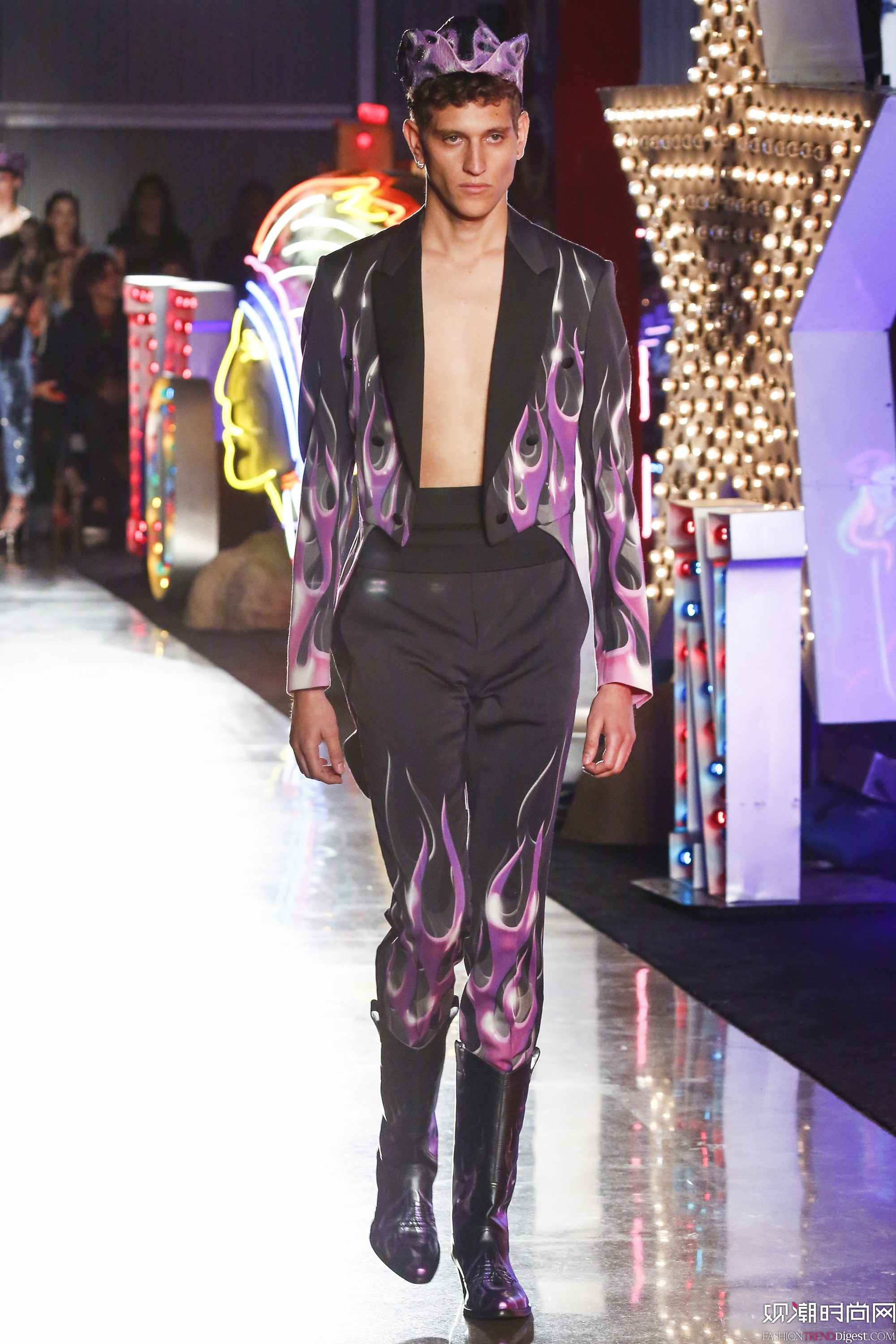 Moschino 2018������Ůװ�ϲ��㳡����ͼƬ