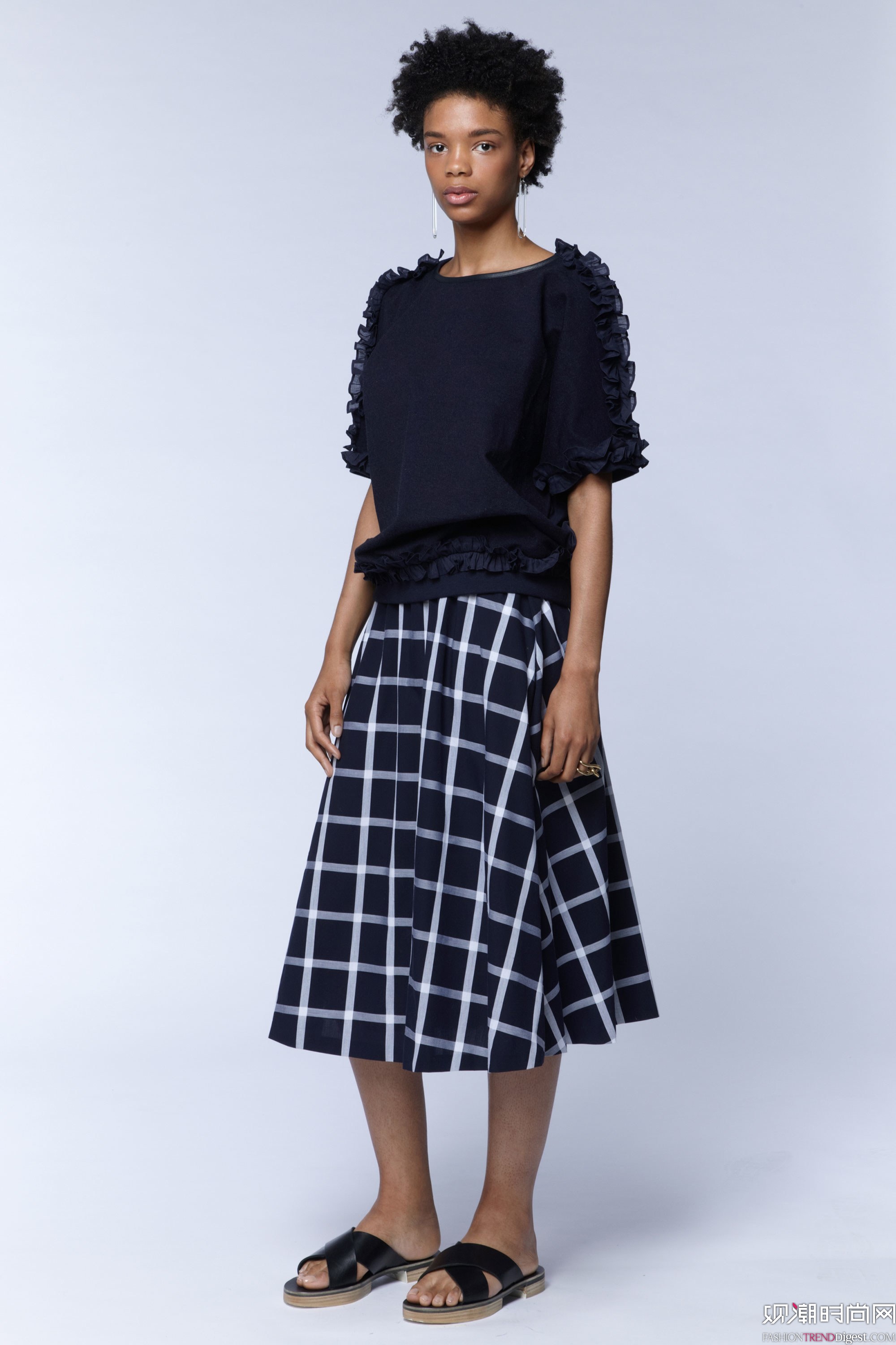 M.Patmos 2018紺ϵLookbookDƬ