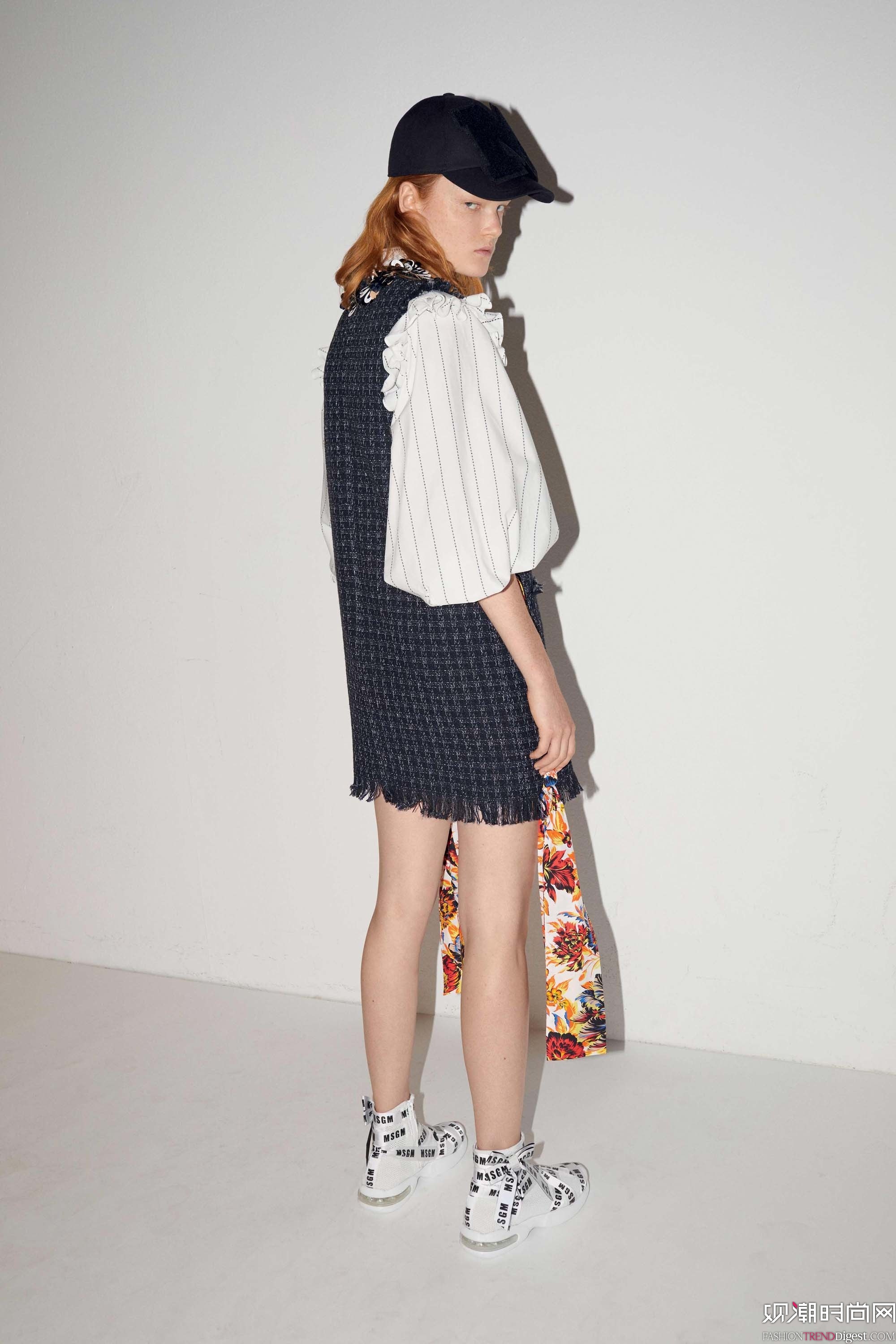 MSGM 2018�紺ϵ��Lookbook����ͼƬ