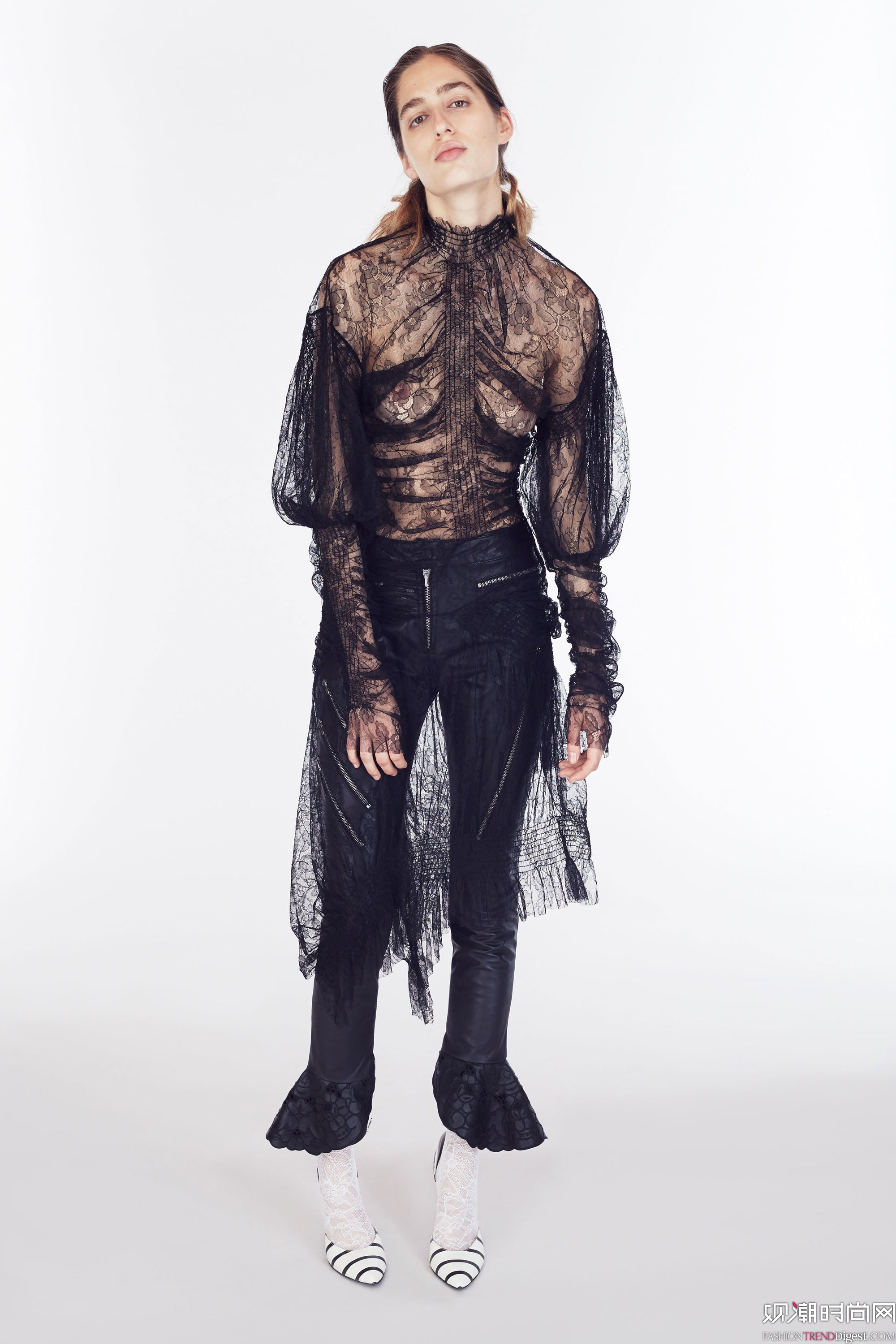 Preen by Thornton Bregazzi 2018紺ϵLookBookDƬ