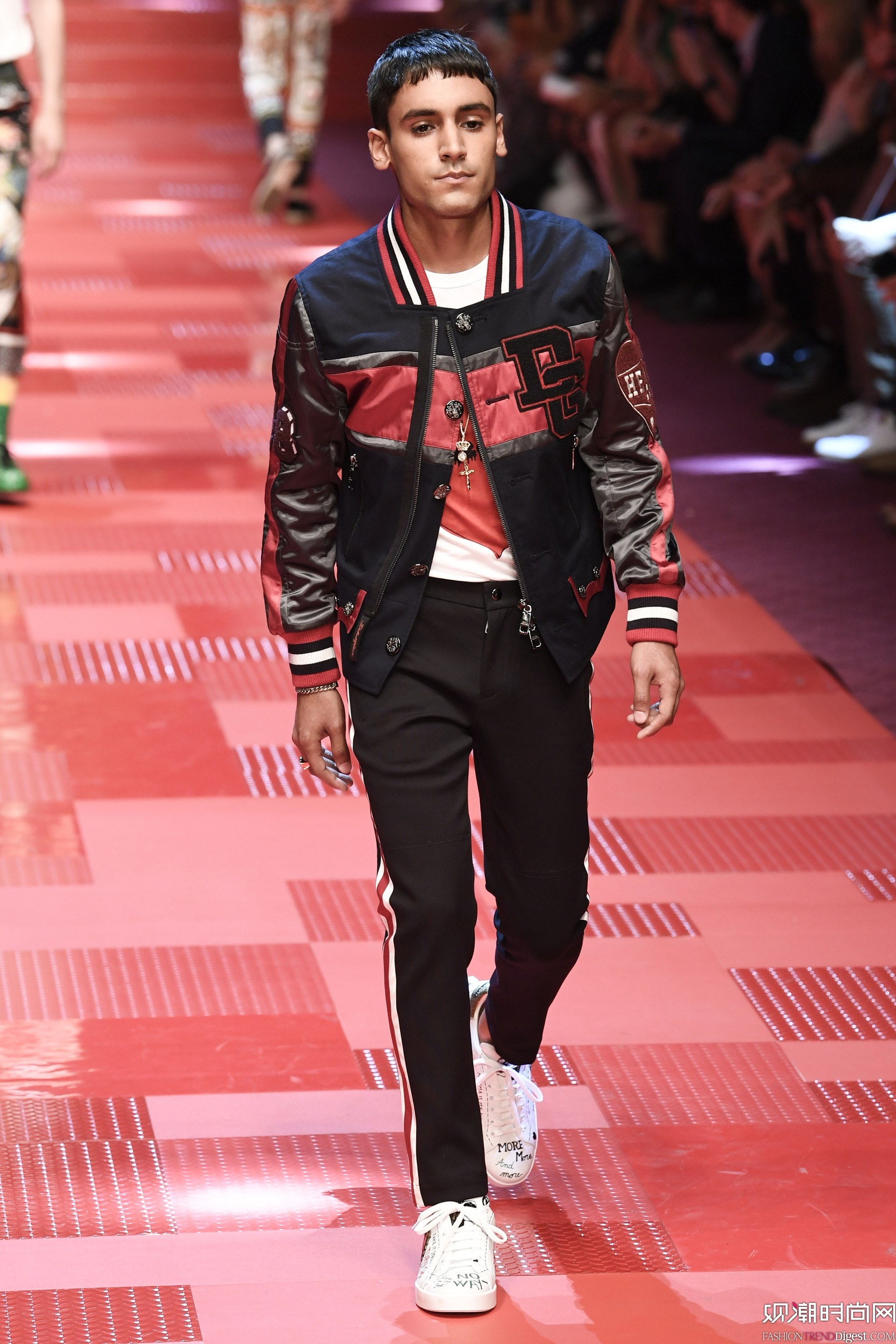 Dolce & Gabbana 2018ϵDƬ