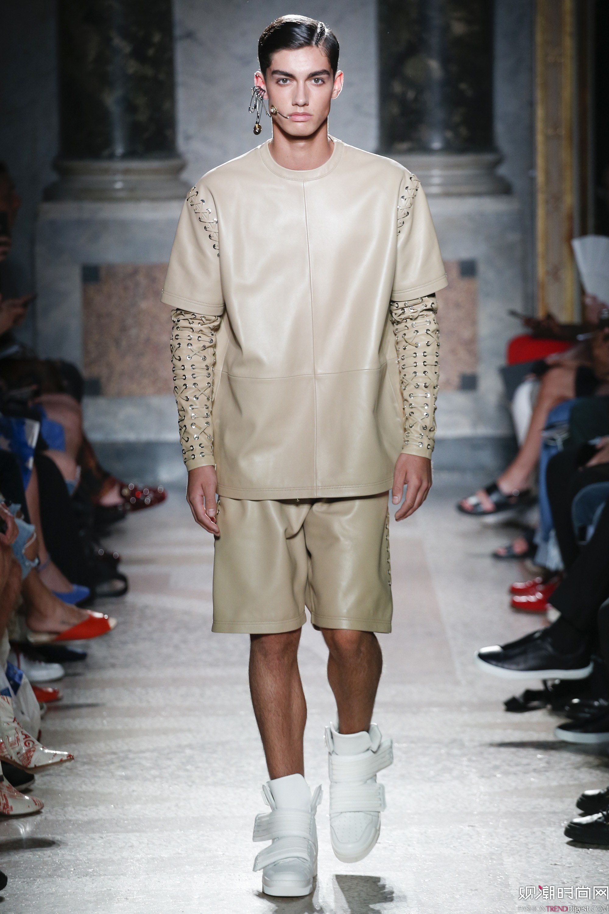 Les Hommes 2018bϵDƬ