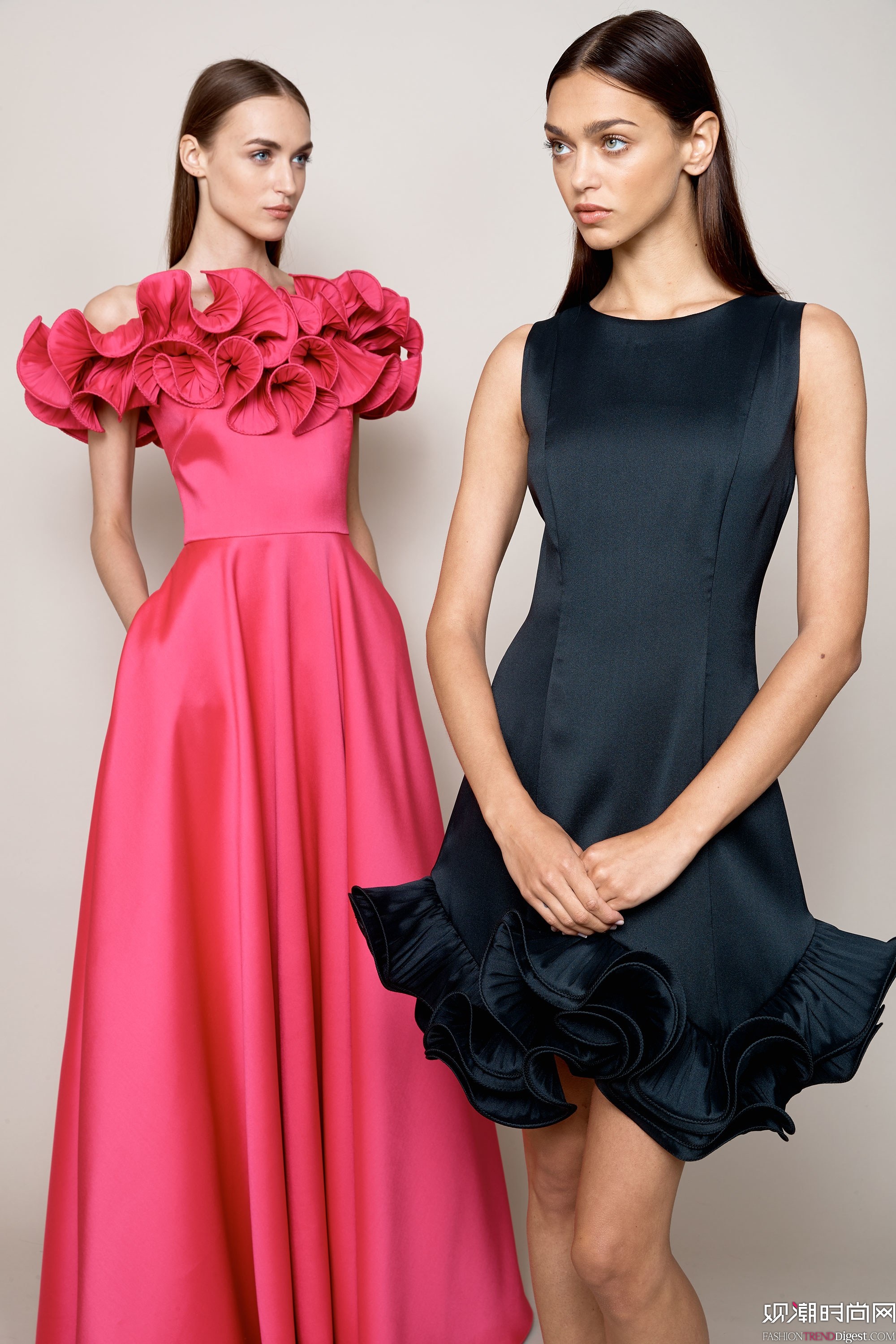 Badgley Mischka 2018紺ϵLookBookDƬ