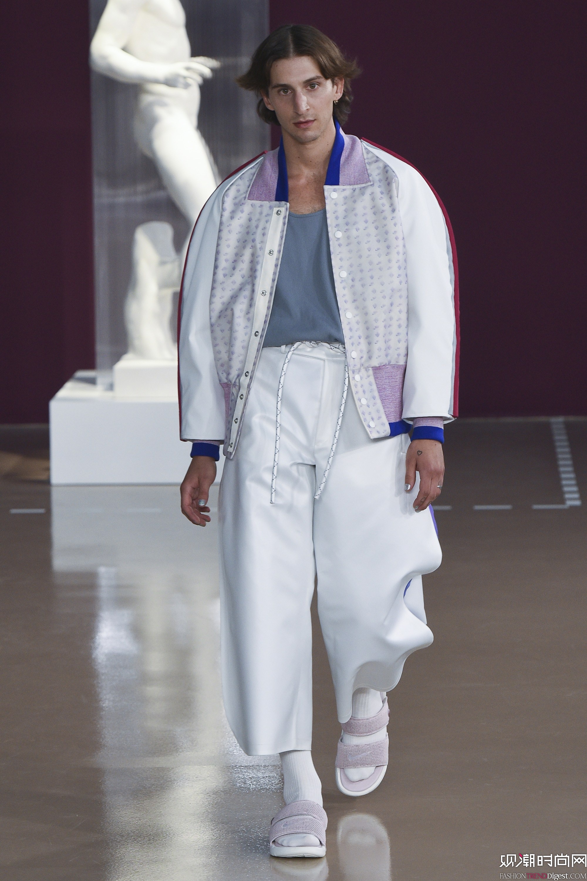 Pigalle 2018bϵLookbookDƬ