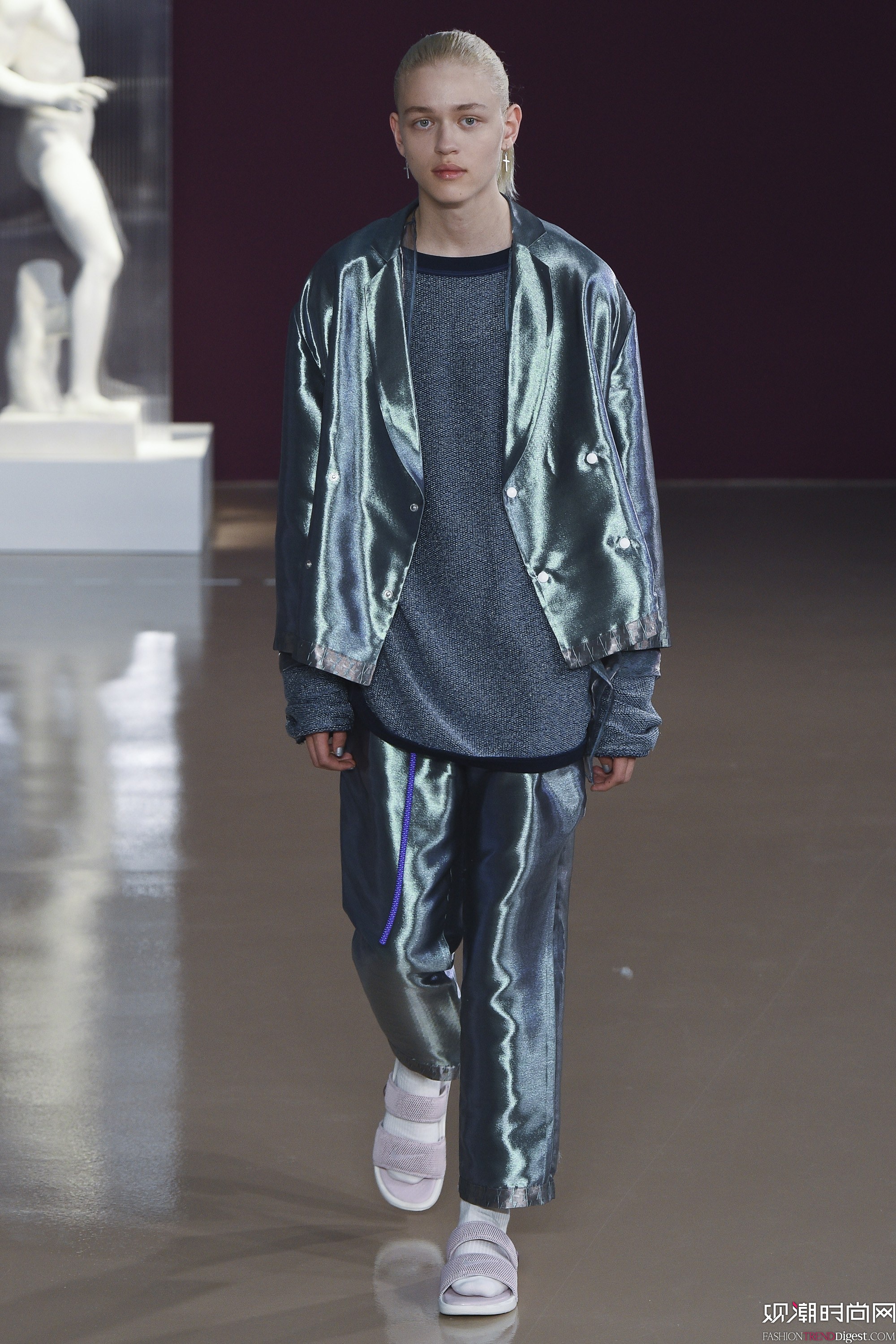 Pigalle 2018bϵLookbookDƬ