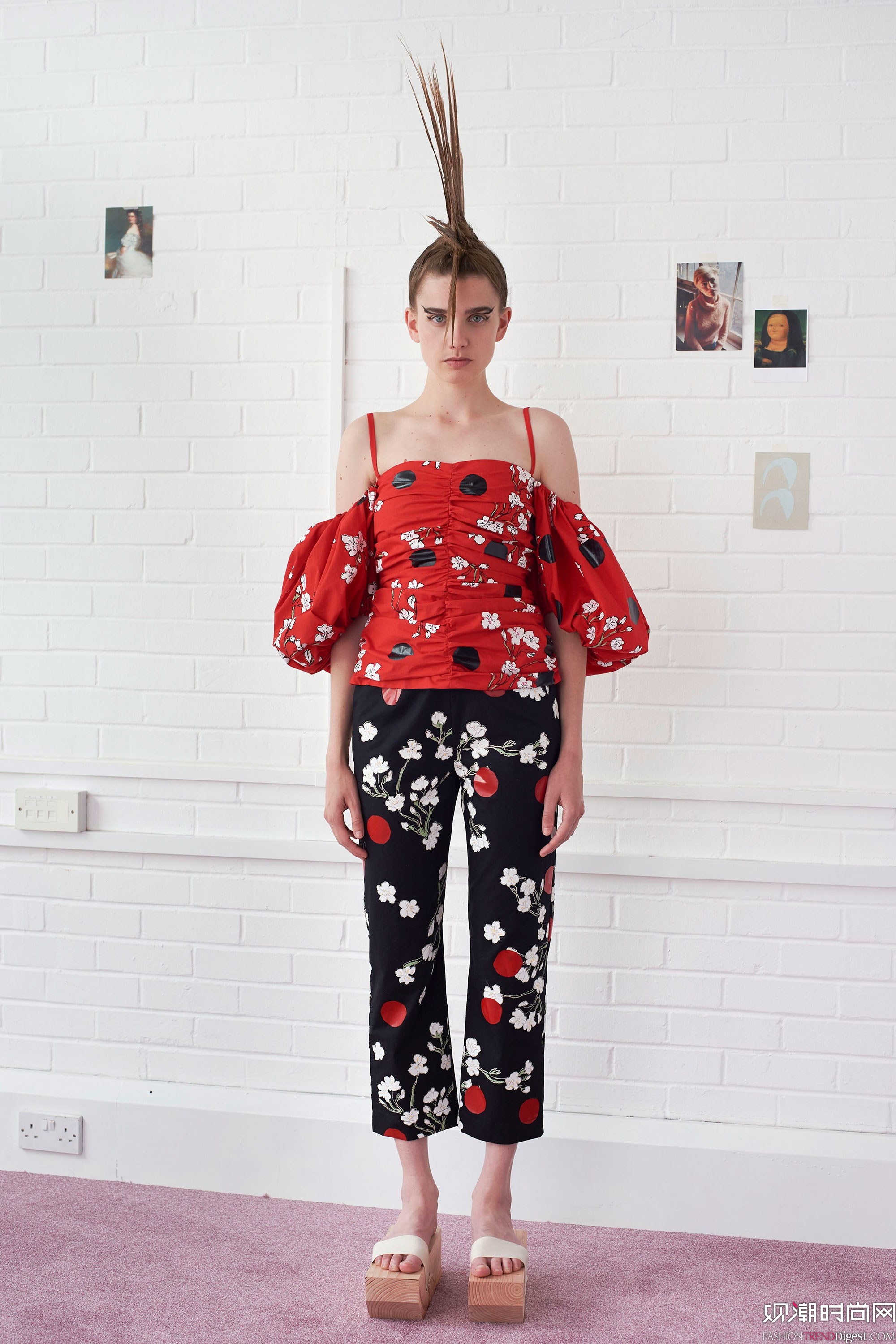 Isa Arfen 2018�紺ϵ��LookBook����ͼƬ