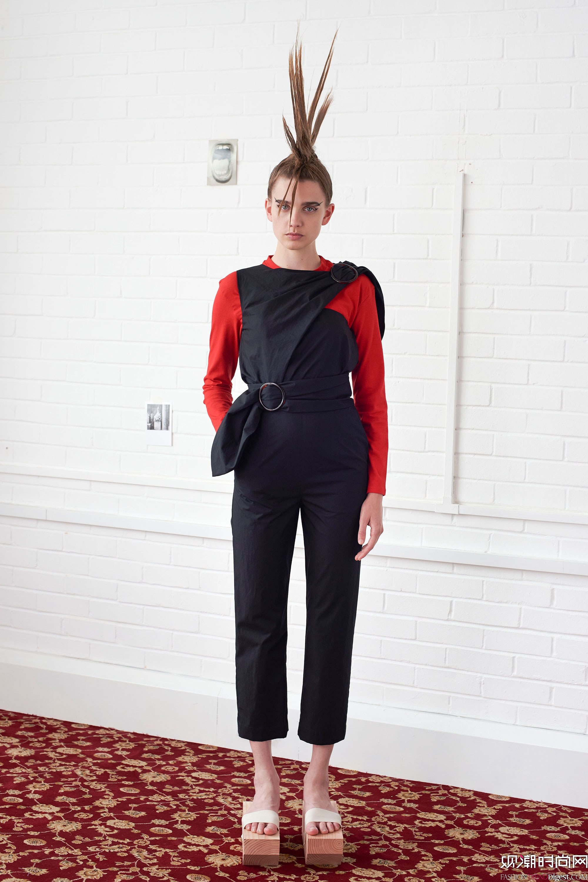 Isa Arfen 2018�紺ϵ��LookBook����ͼƬ