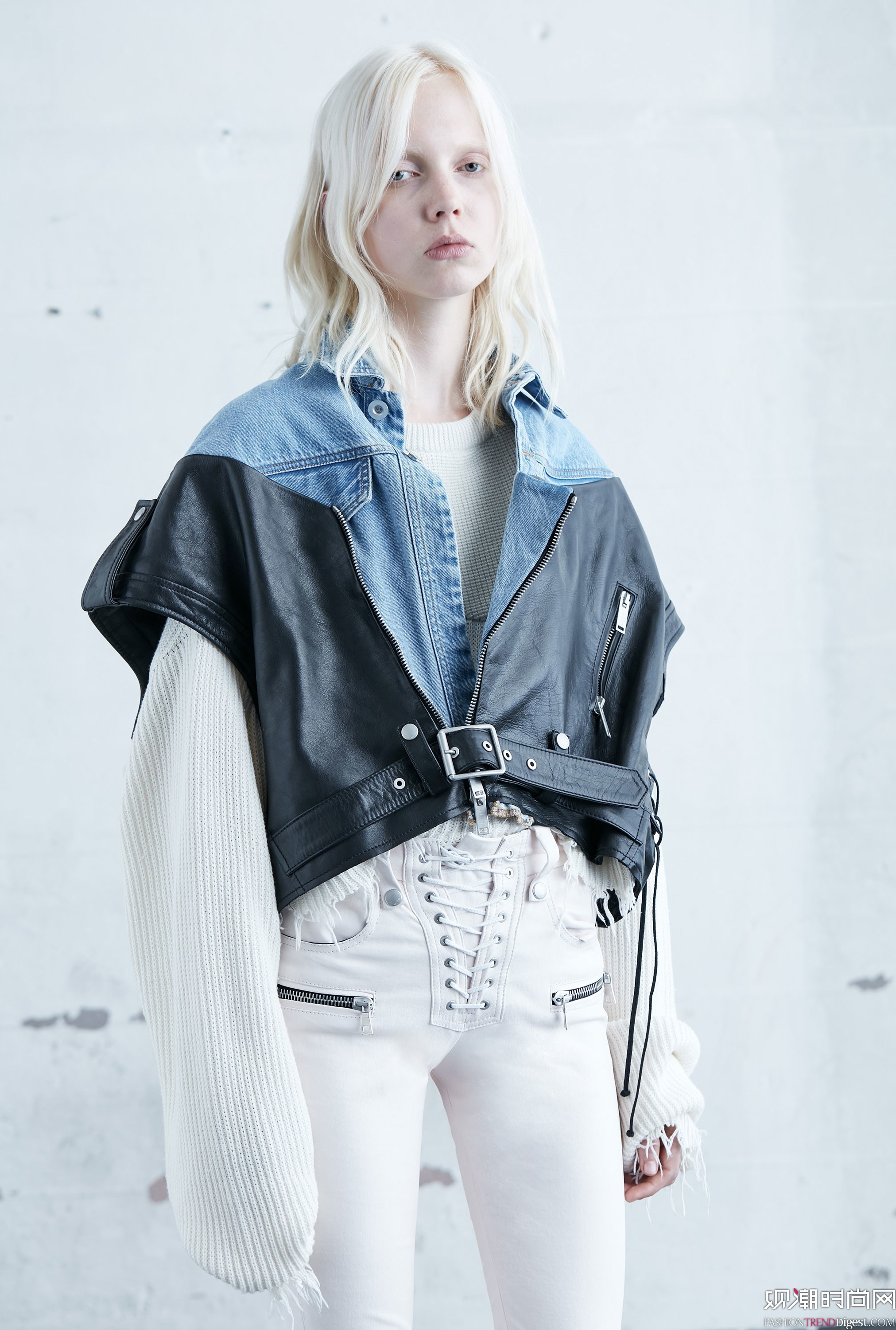 Unravel 2018紺ϵLookbookDƬ