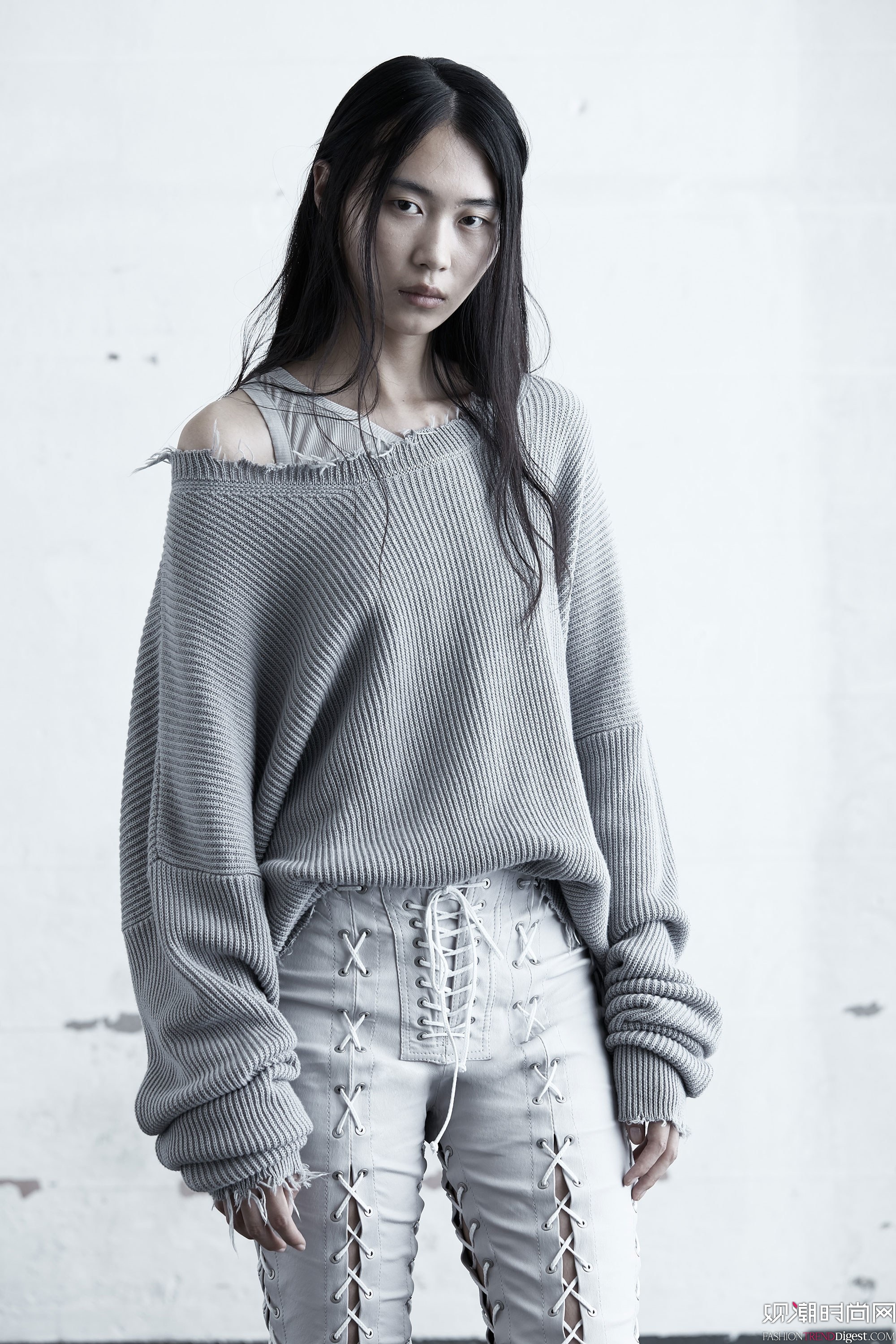 Unravel 2018紺ϵLookbookDƬ