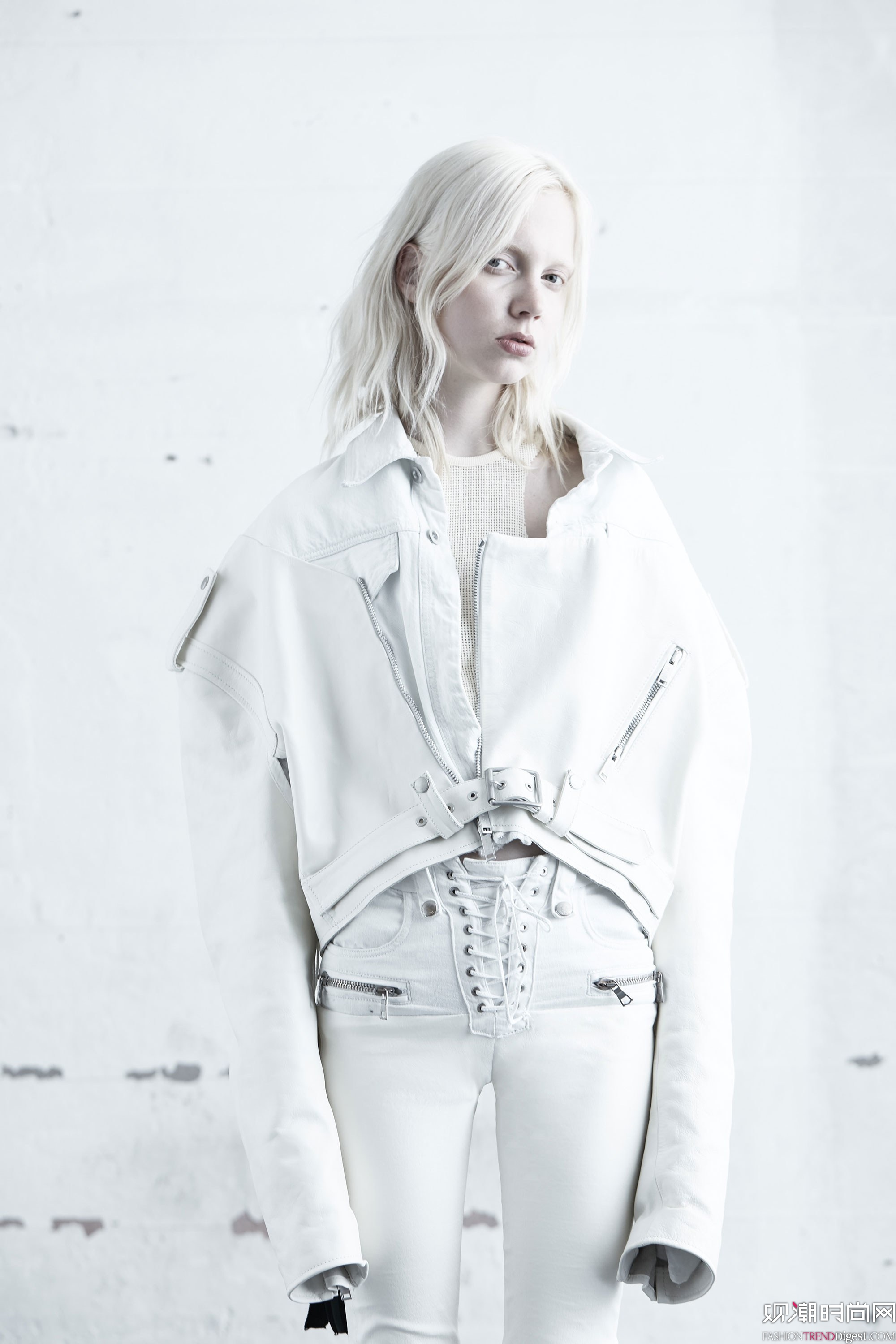 Unravel 2018紺ϵLookbookDƬ