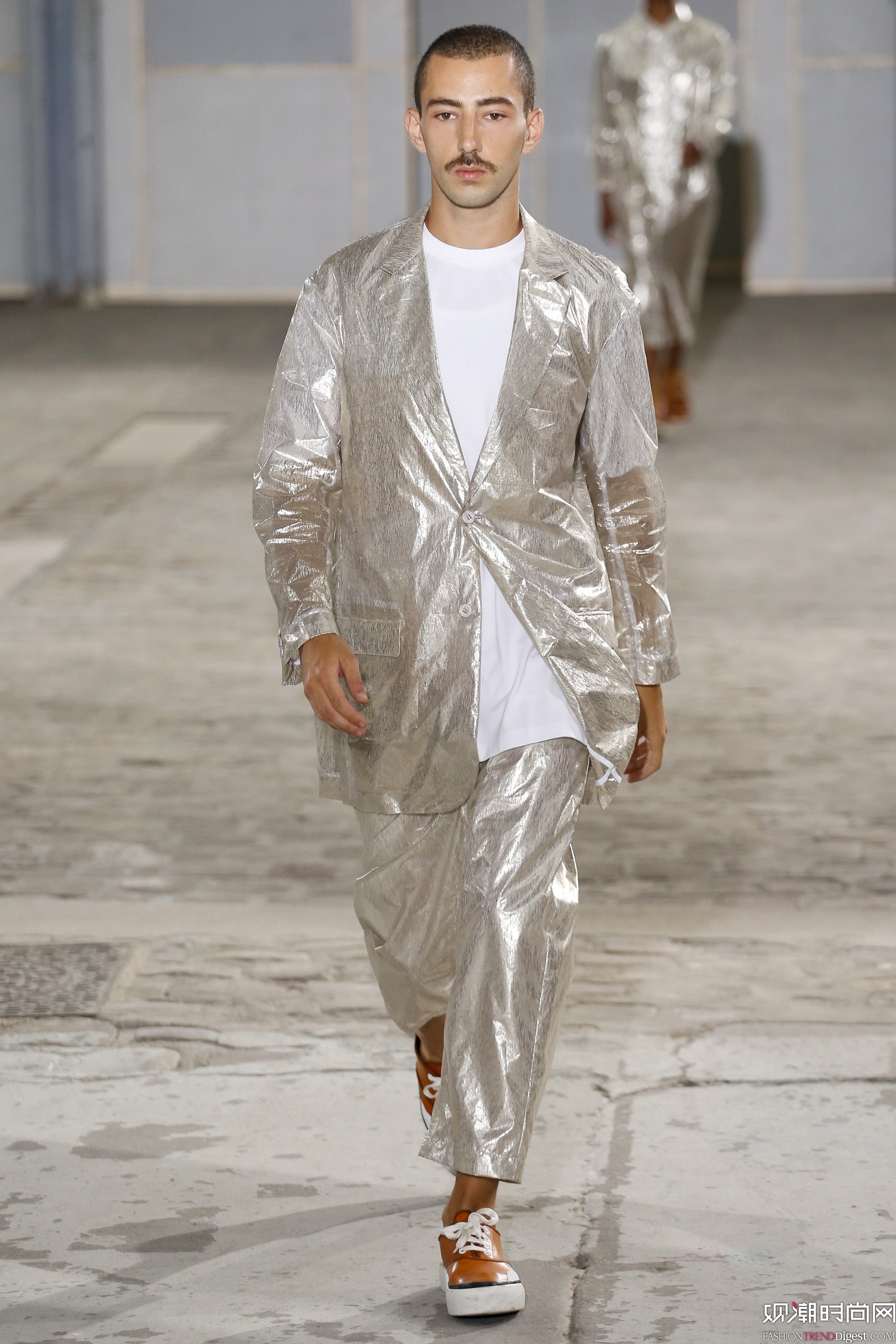 Julien David 2018ϵDƬ