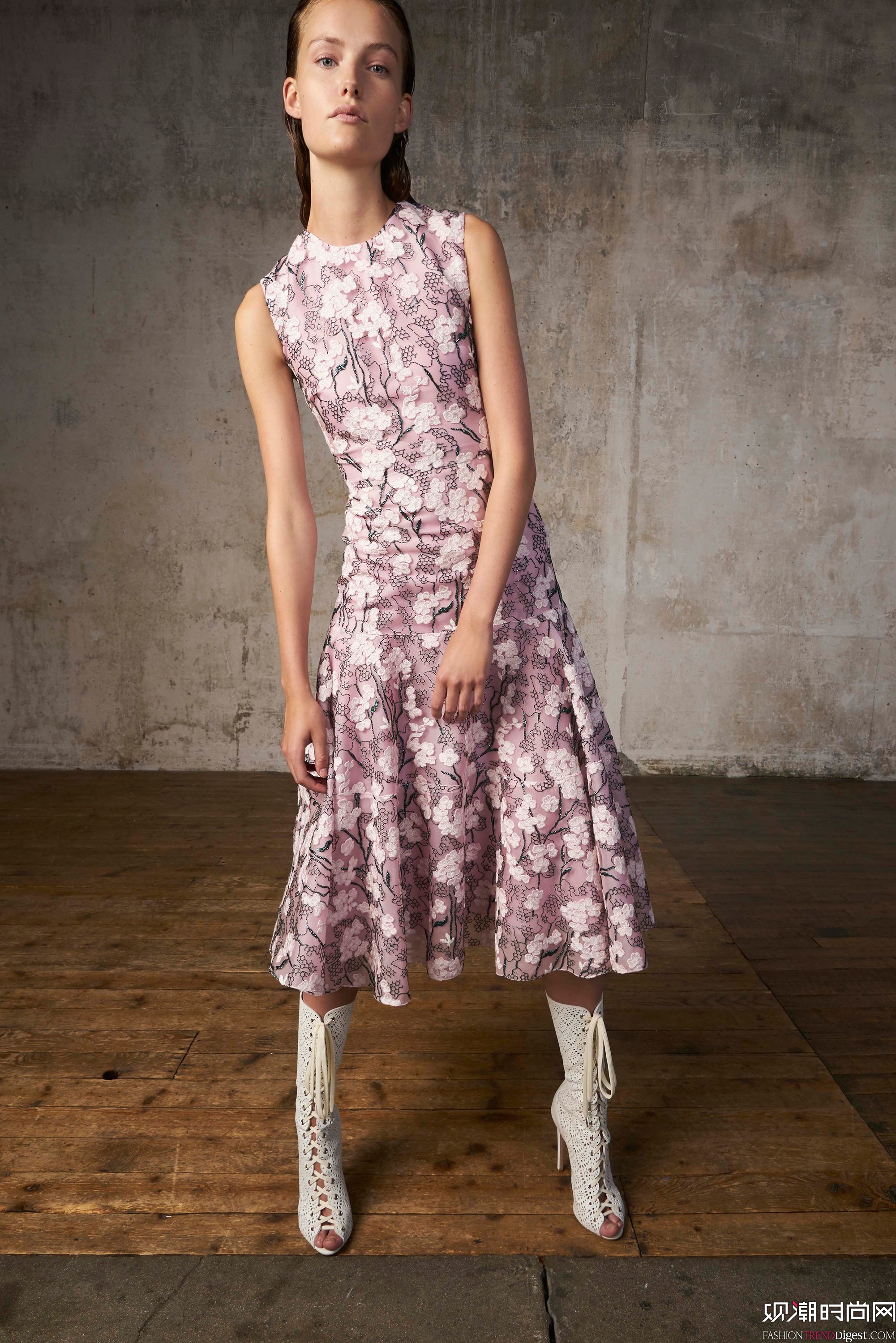 Giambattista Valli 2018紺ϵLookbookDƬ