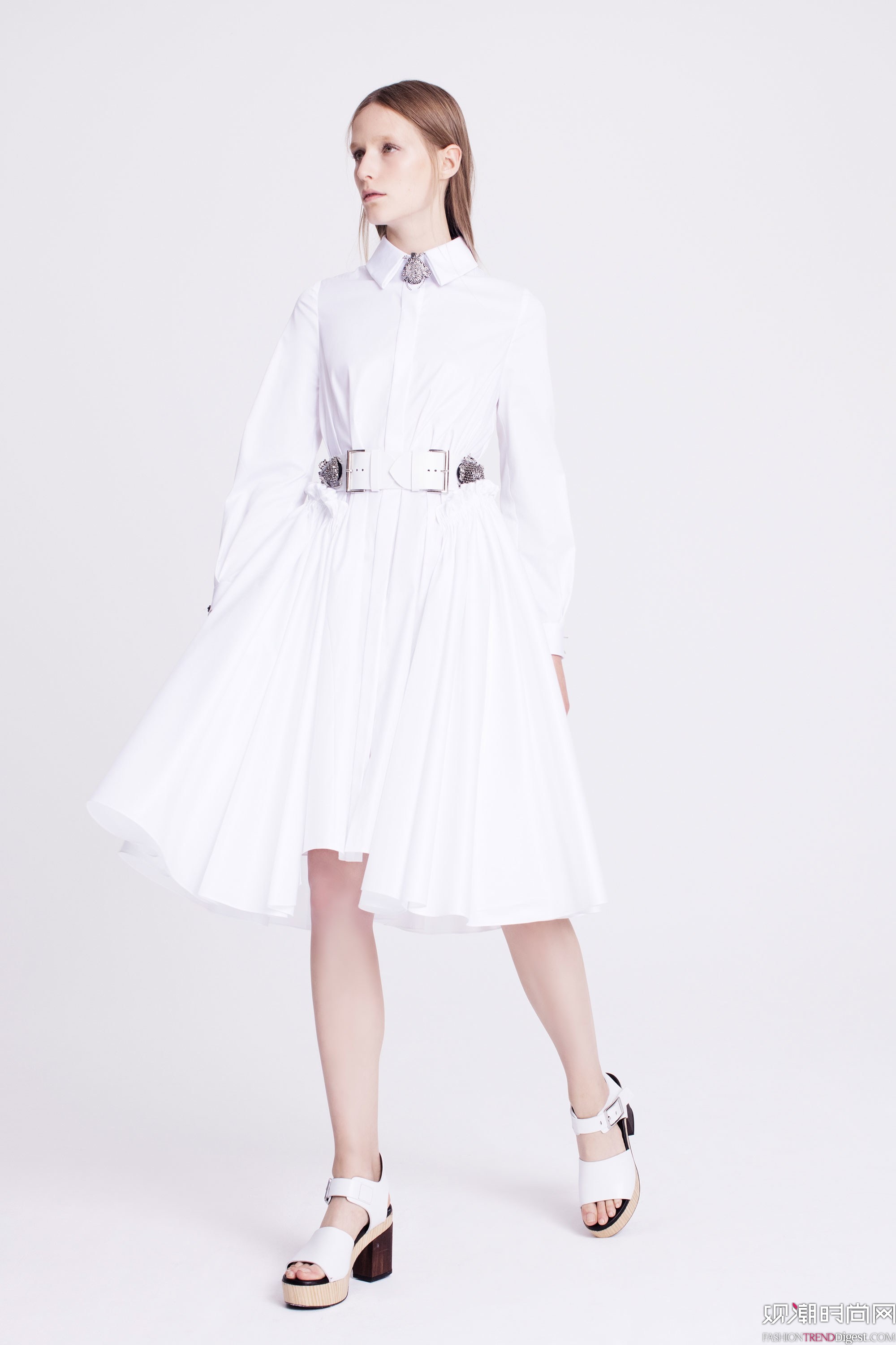 Dice Kayek 2018紺ϵLookBookDƬ