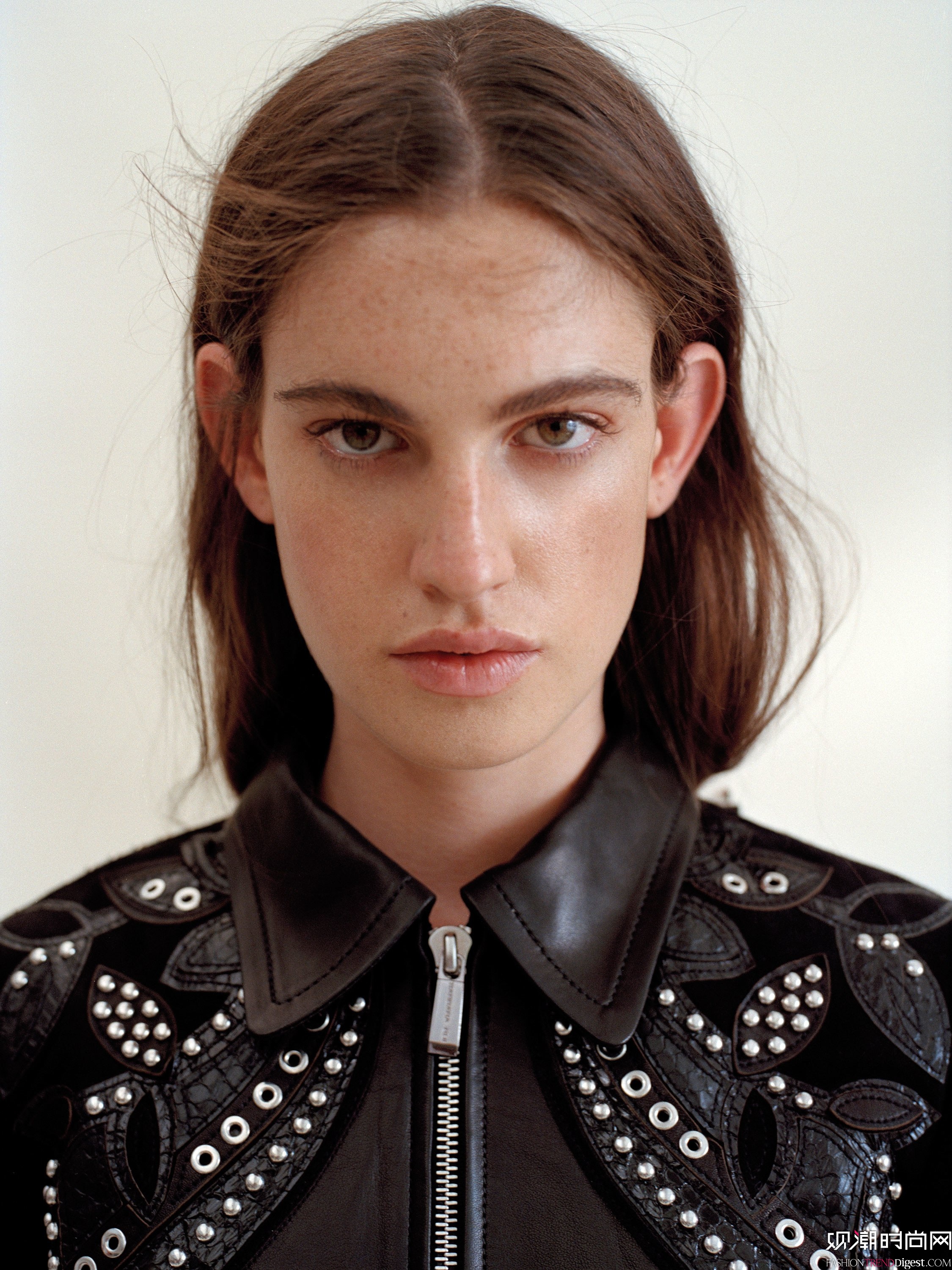 Barbara Bui 2018紺ϵLookBookDƬ