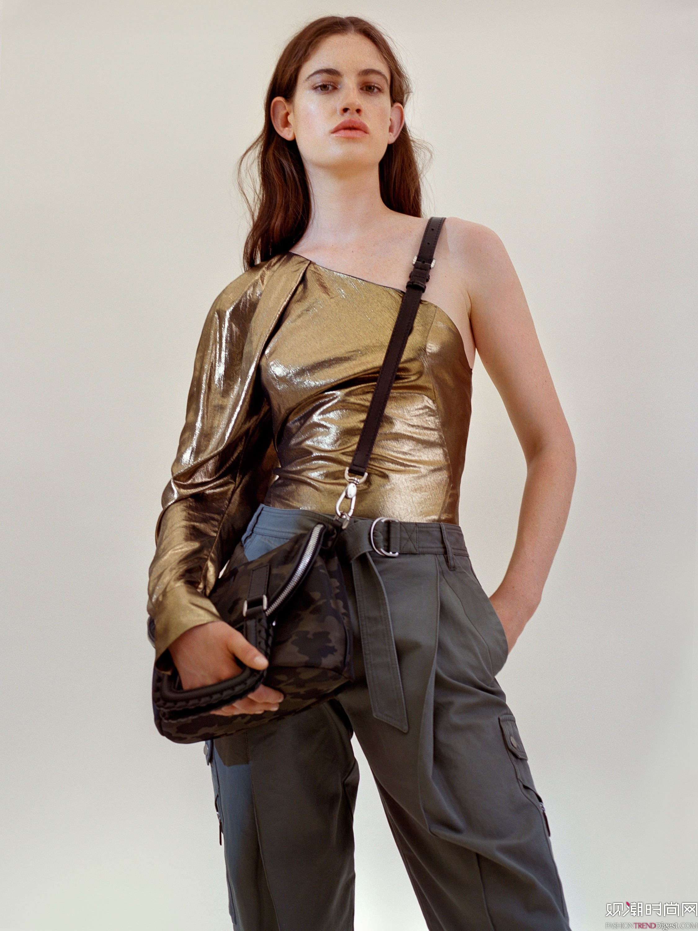 Barbara Bui 2018紺ϵLookBookDƬ
