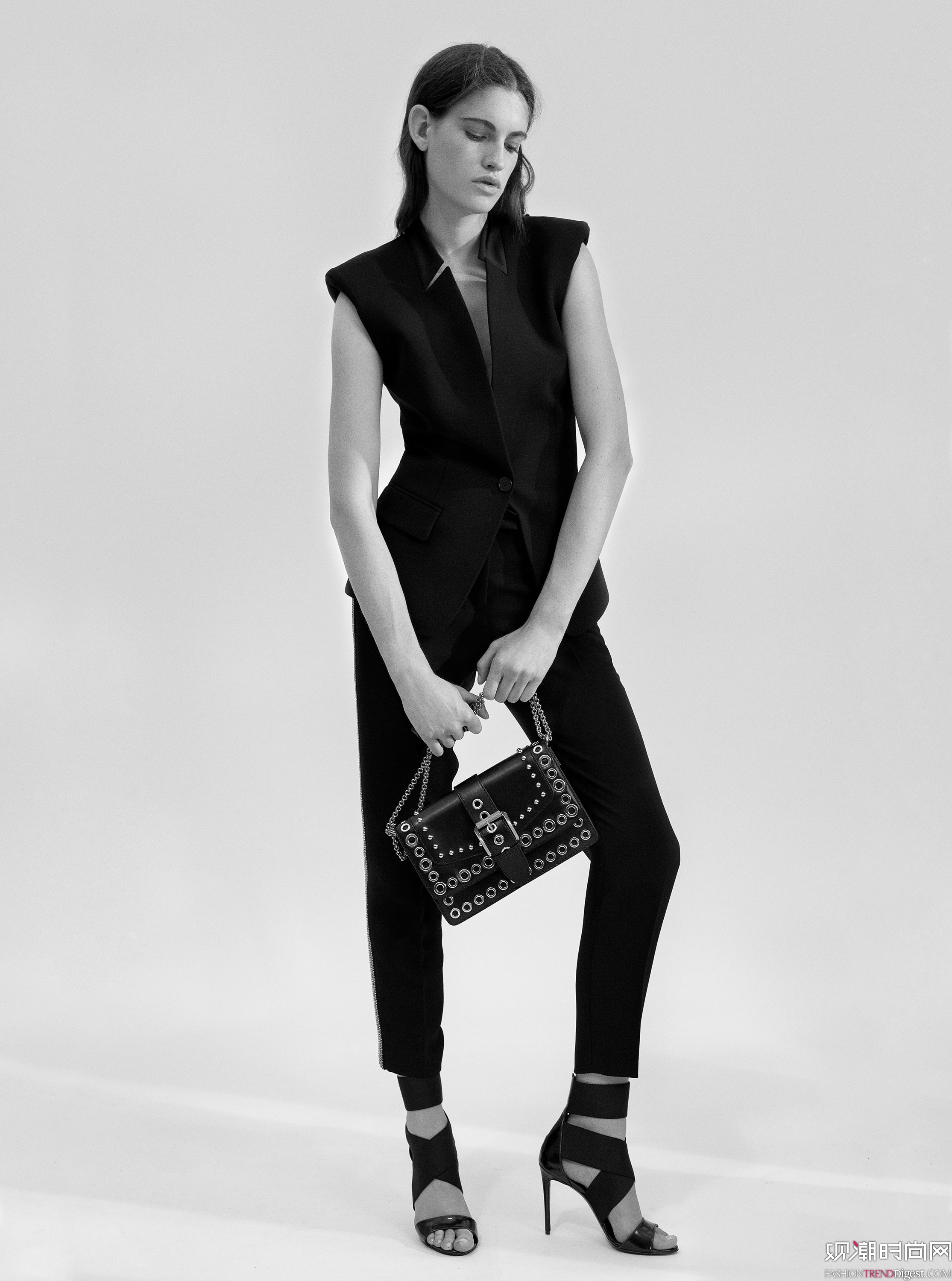 Barbara Bui 2018紺ϵLookBookDƬ