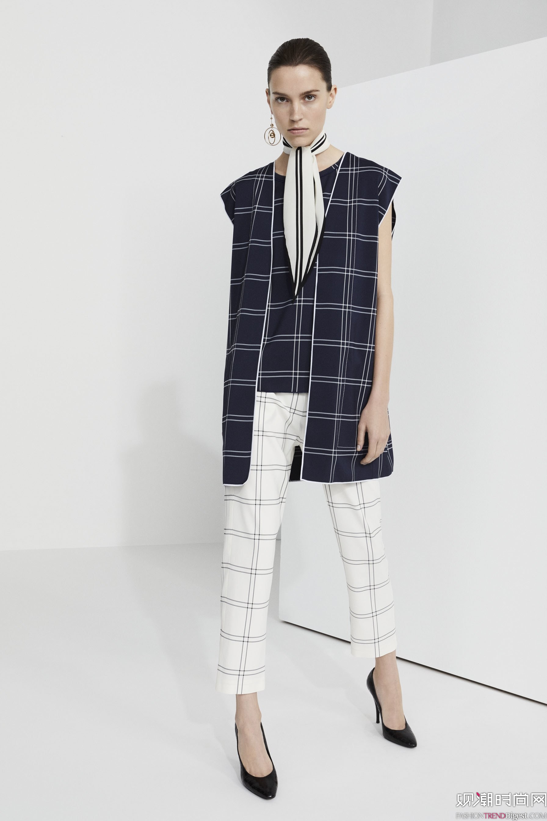 Piazza Sempione 2018紺ϵLookBookDƬ