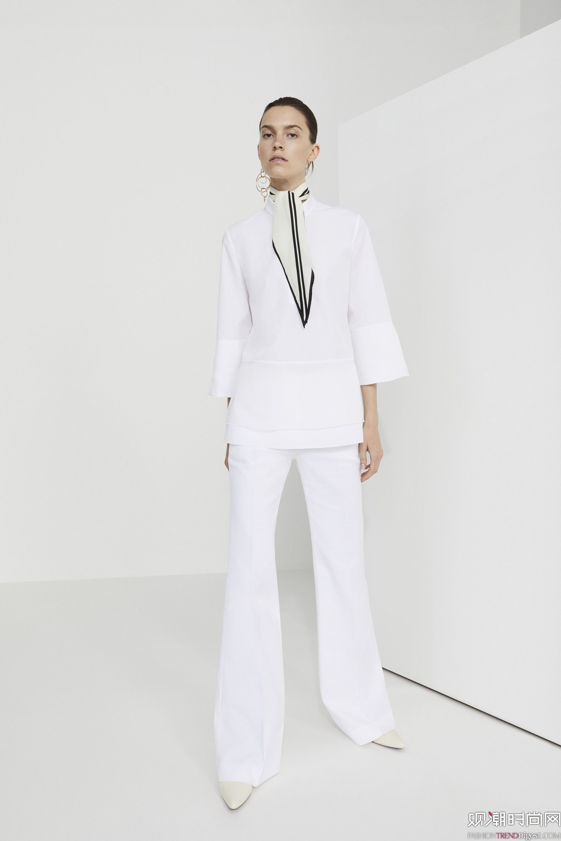Piazza Sempione 2018紺ϵLookBookDƬ
