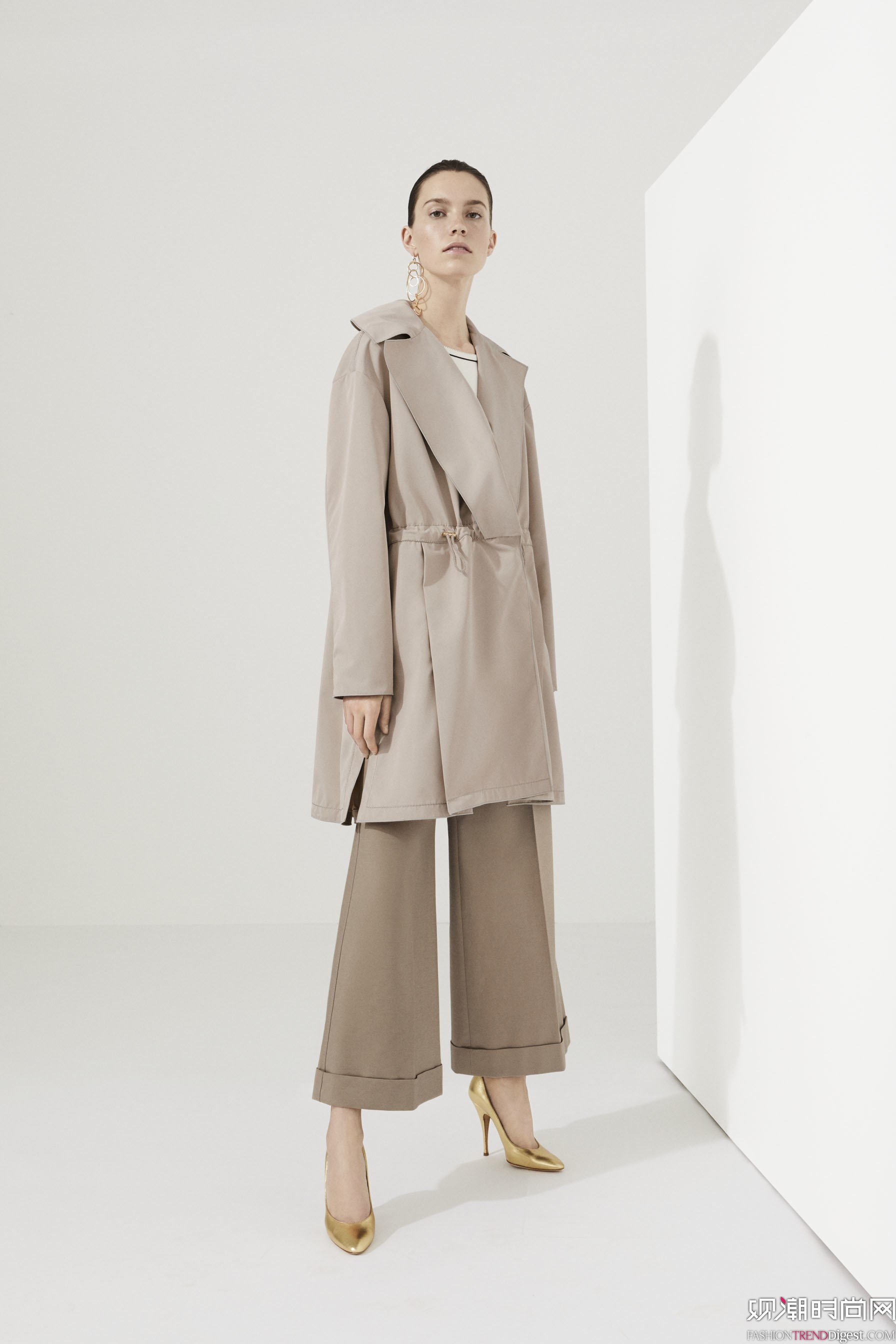 Piazza Sempione 2018紺ϵLookBookDƬ
