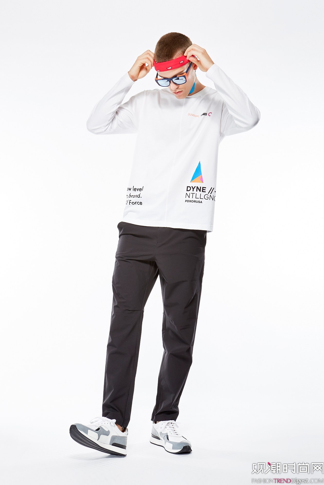Dyne 2018bϵlookbookDƬ