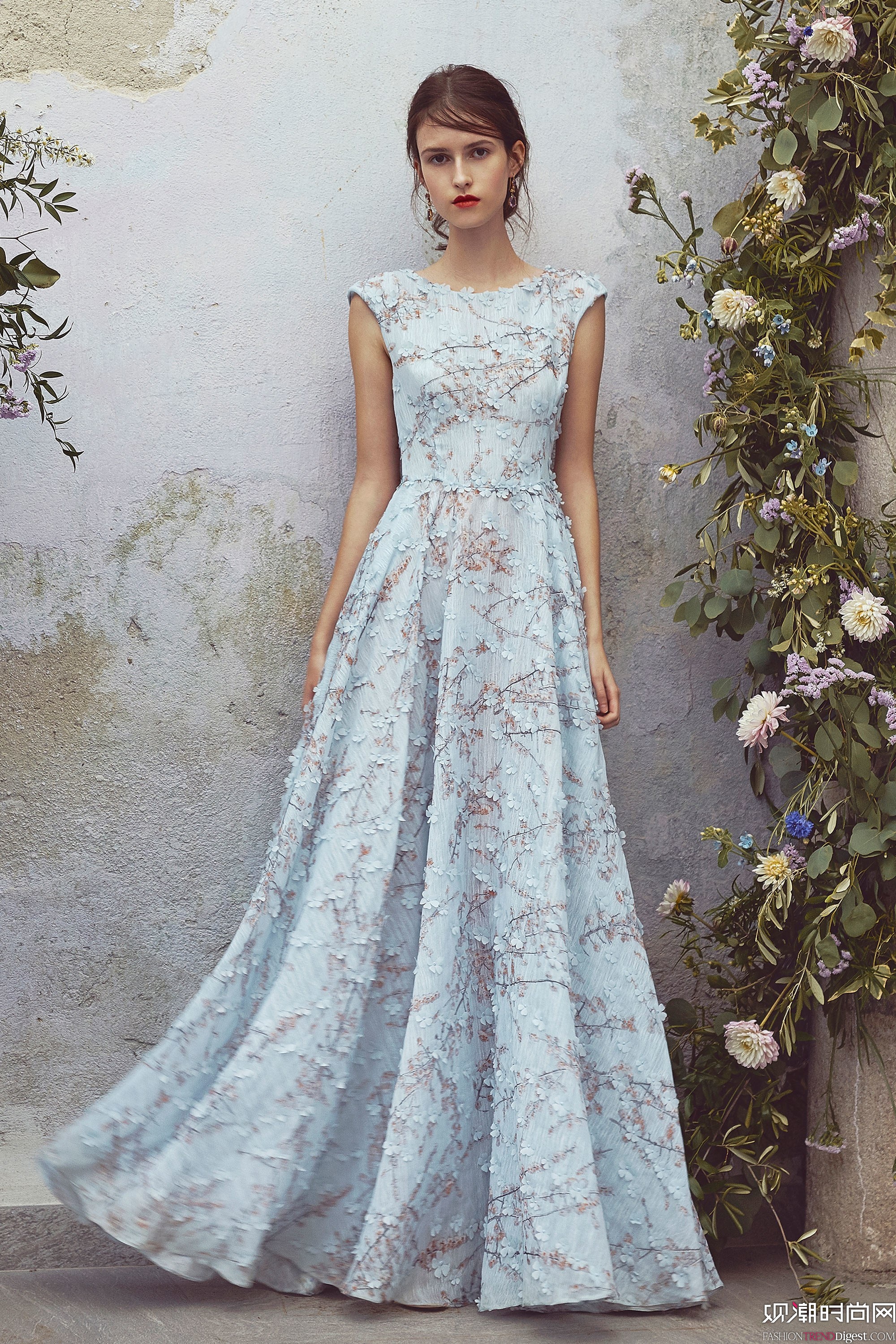 Luisa Beccaria 2018紺ϵlookbookDƬ