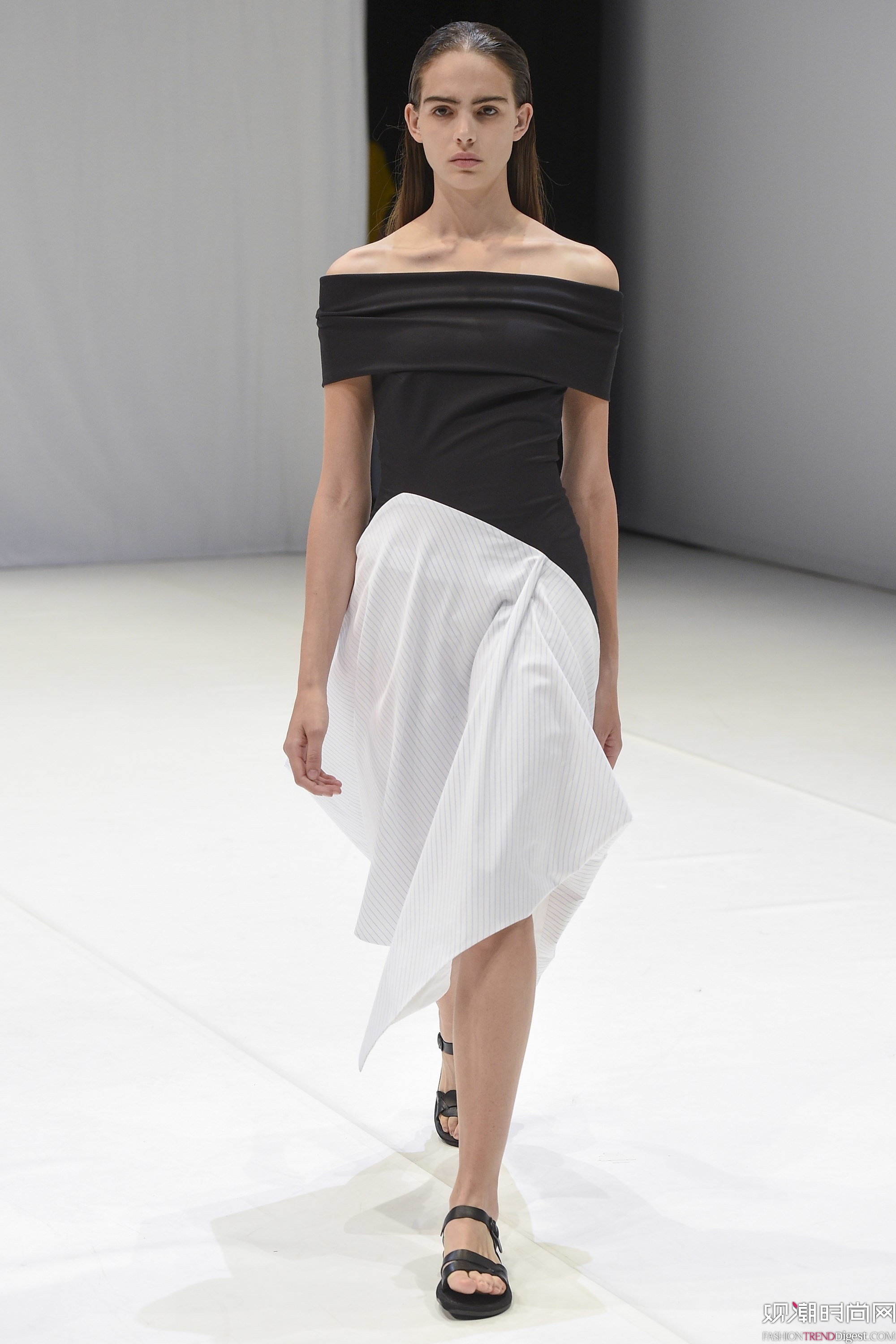 Chalayan 2018ϵ㳡ͼƬ