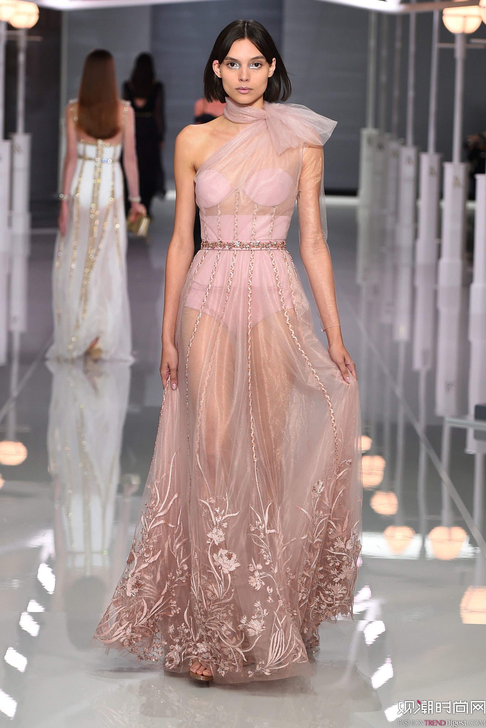 Ralph & Russo 2018ϵDƬ
