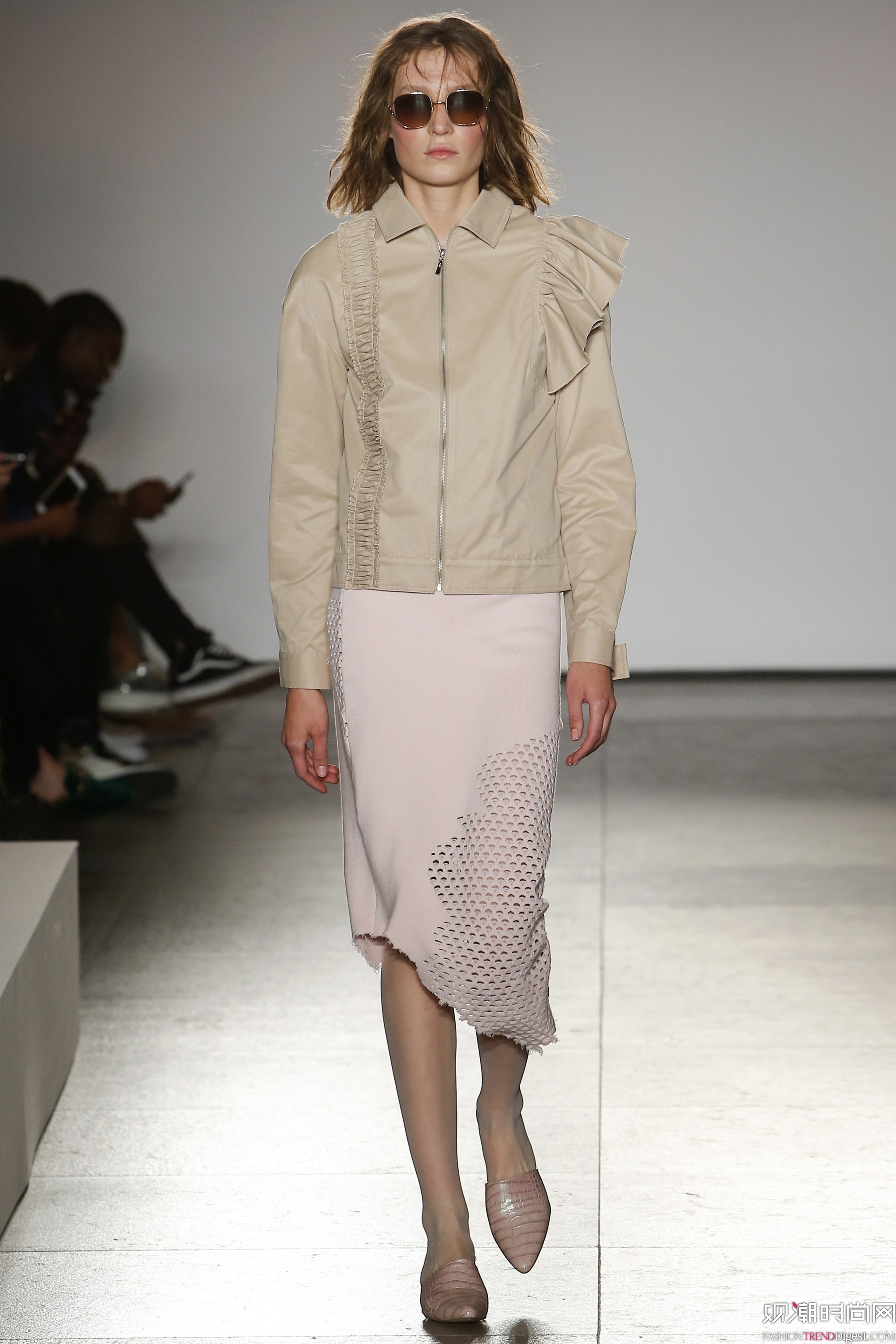 Calvin Luo 2018ϵDƬ
