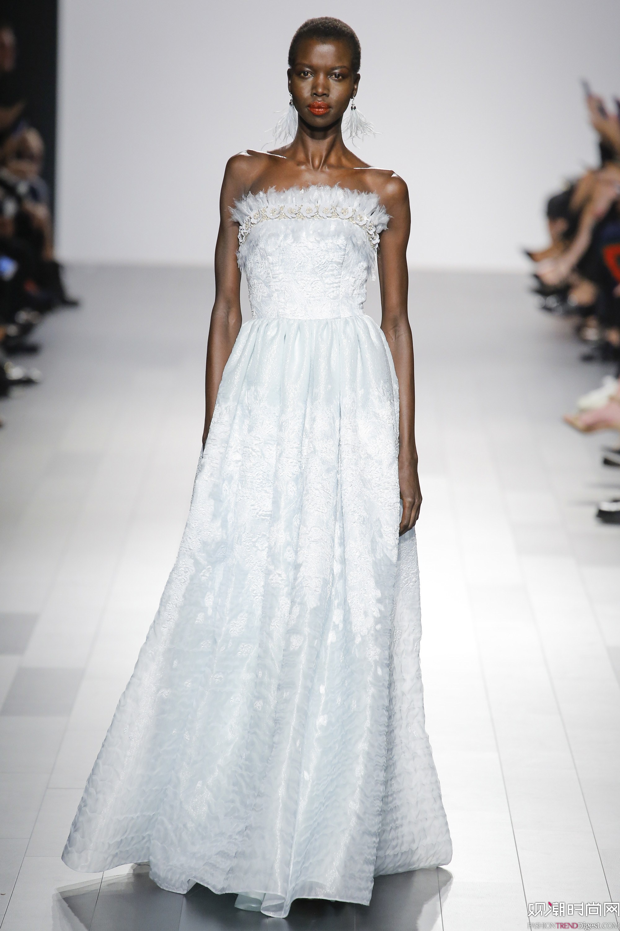 Badgley Mischka 2018ϵDƬ