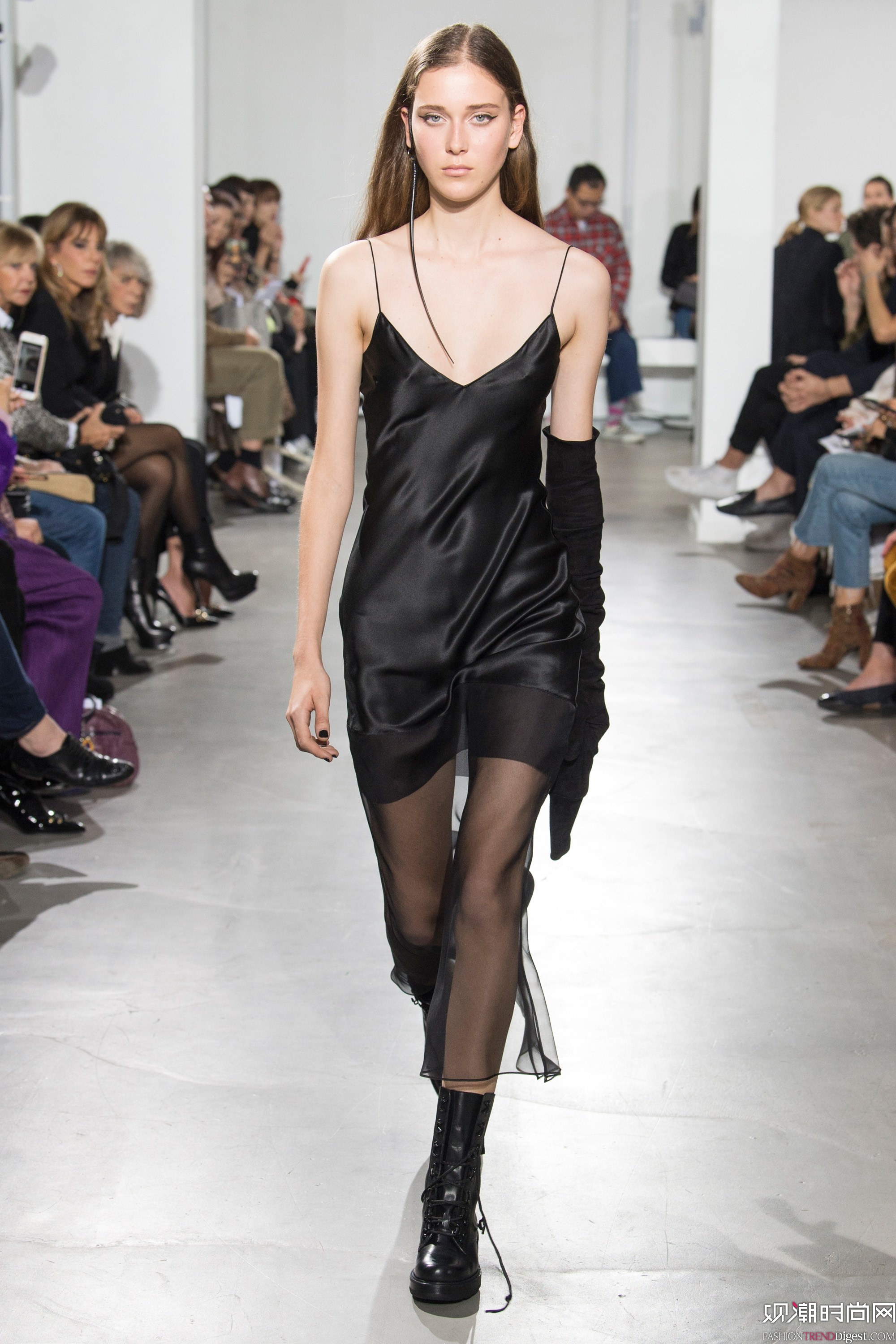 Olivier Theyskens 2018ϵ㳡ͼƬ