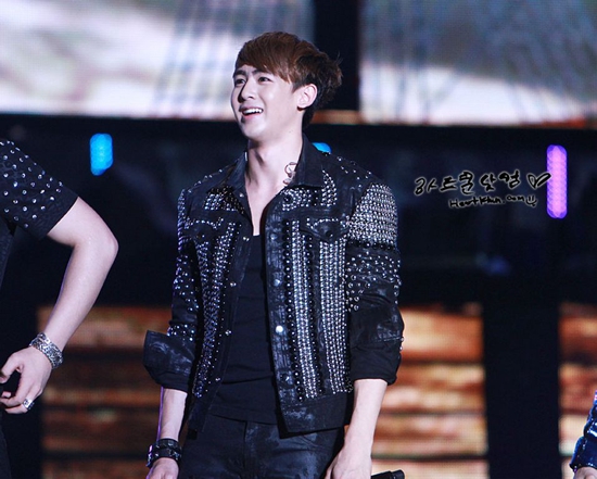 ռǣNichkhun ԸҰ޻˧?