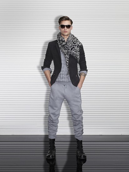 Karl Lagerfeld  2013괺b